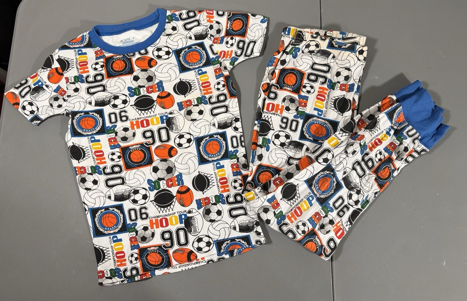 The Children’s Place Sports Theme Pajamas Sz 8 Boy Soccer Basketball Football