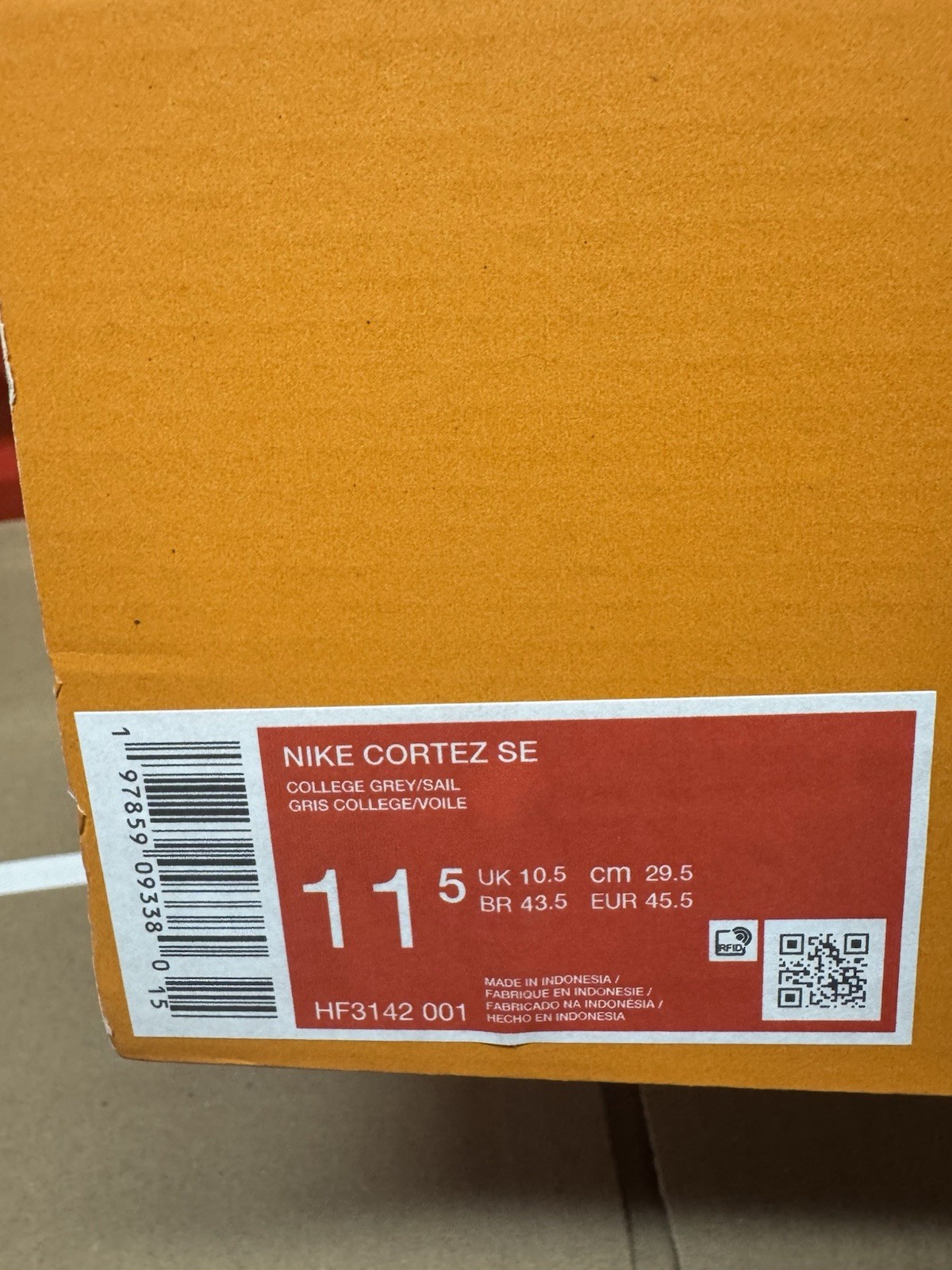 Men’s Size 11.5 – Nike Cortez SE Suede College Sail HF3142-001