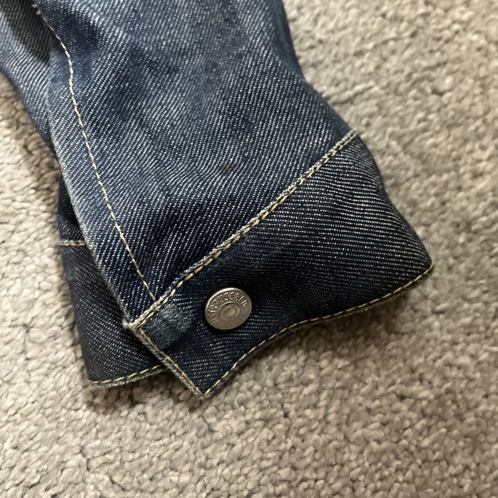 Levi’s Engineered Jeans Jacket size Medium Blue Denim Vintage Y2K Snap Button