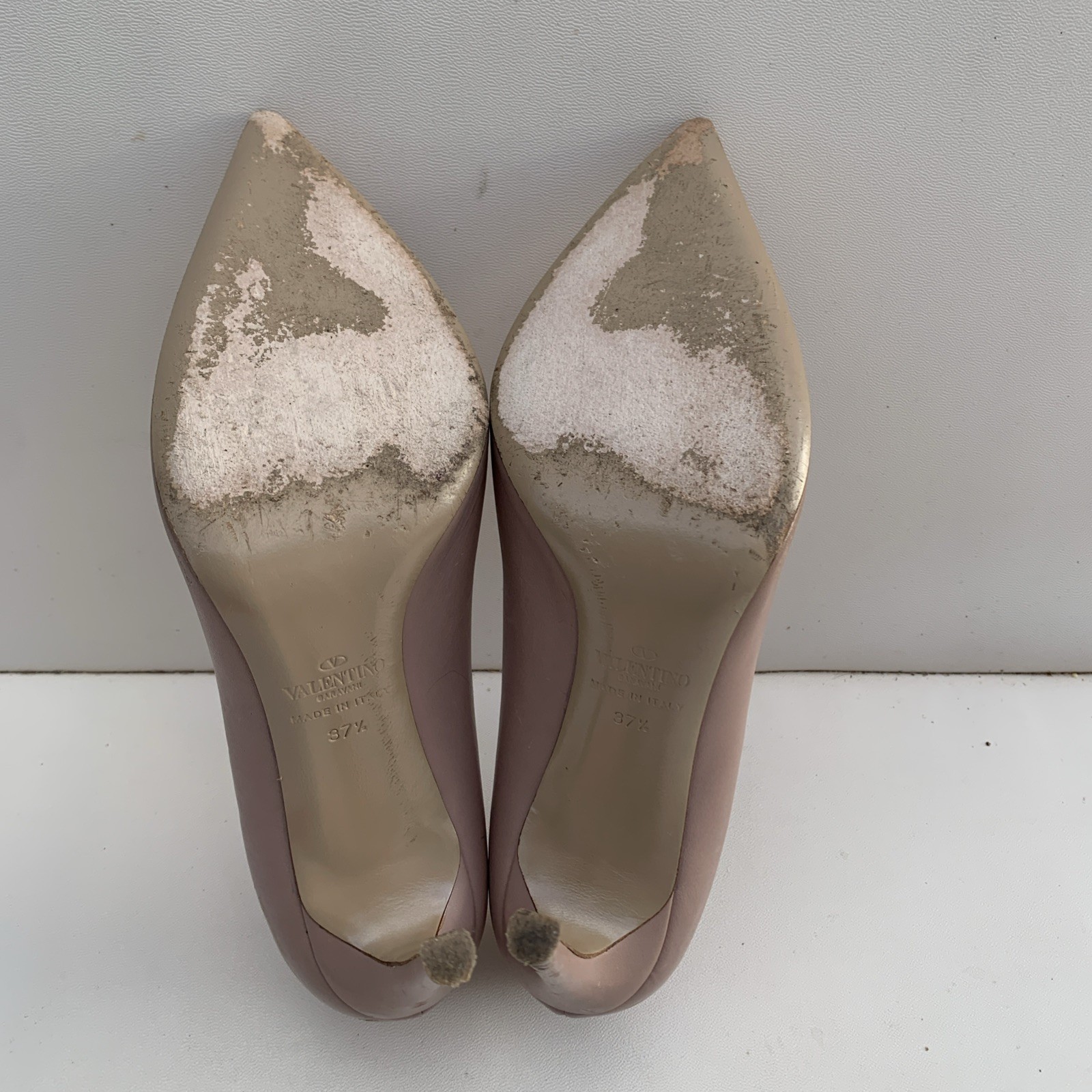Valentino Pink Nude Heels Pumps Sz 37.5 Fits 7