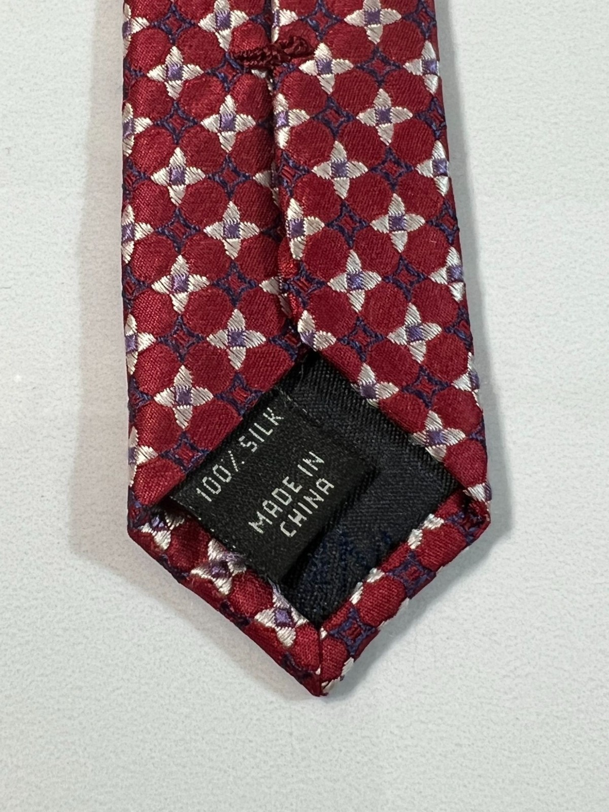 Jos. A. Bank Red Geometric Quatrefoil 100% Silk Business Made In China