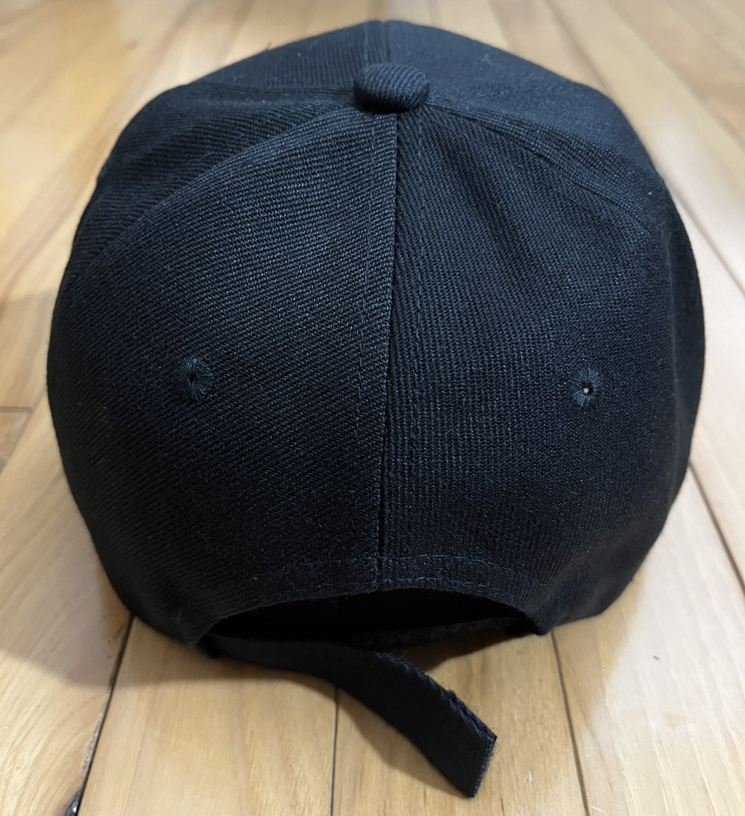 Auto-Car Hyundai Symbol Baseball Cap. ***A hat worth more than its price.