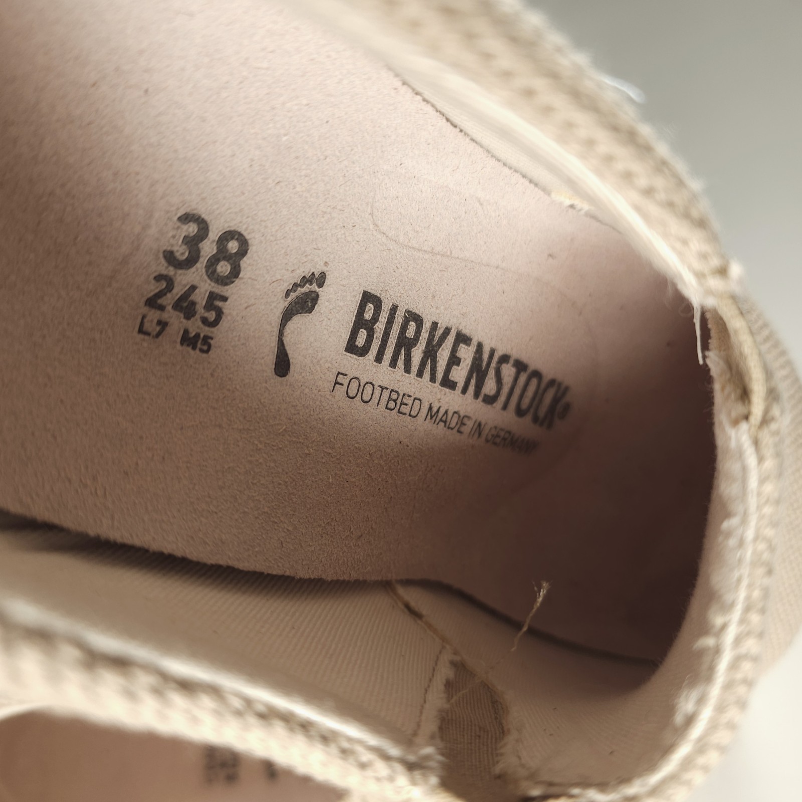 BIRKENSTOCK Oswego Canvas Suede Shoes Sandcastle Taupe Medium/Narrow Unisex 38