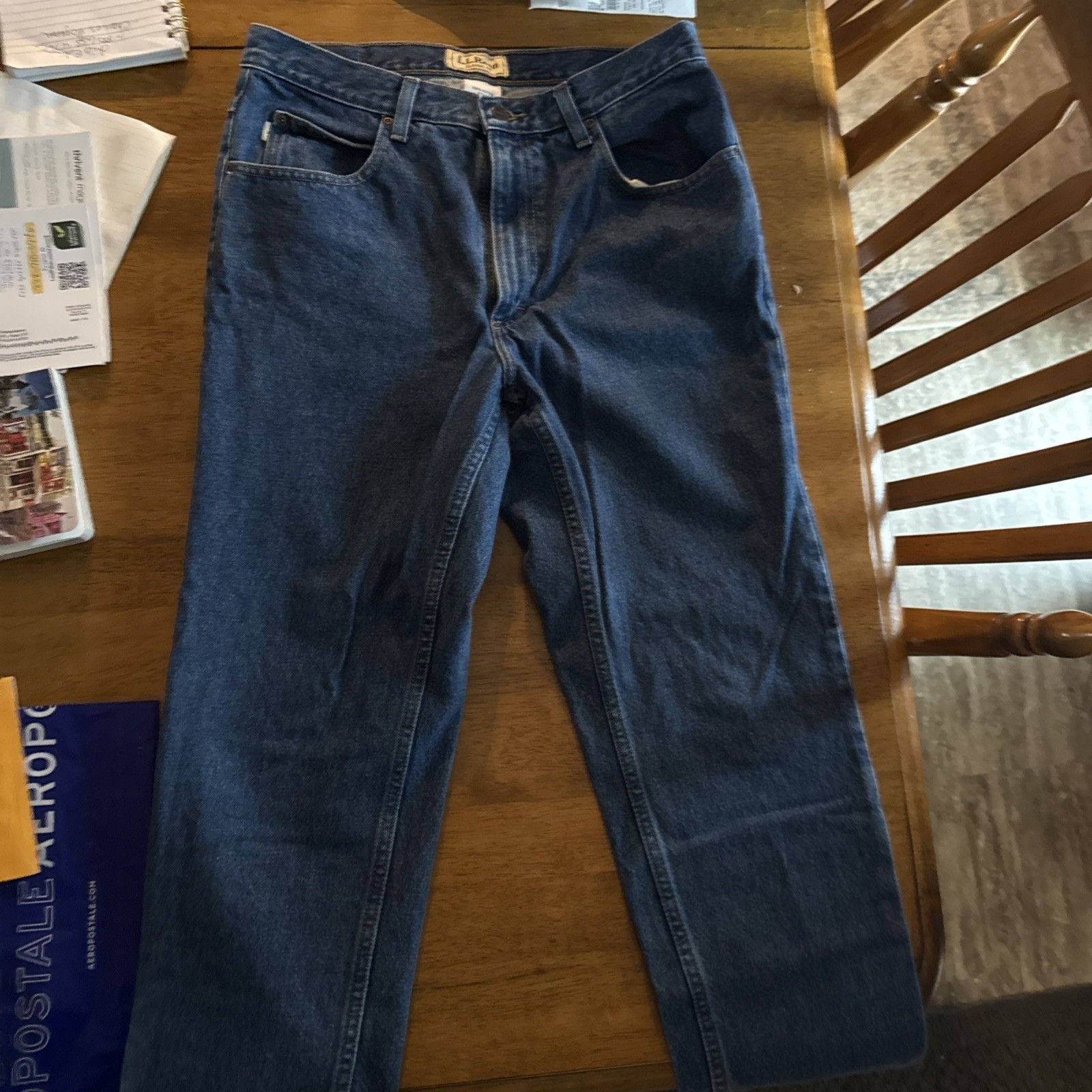 LL Bean Classic Fit Light Wash Blue Denim Jeans Mens 33×30 Straight Leg