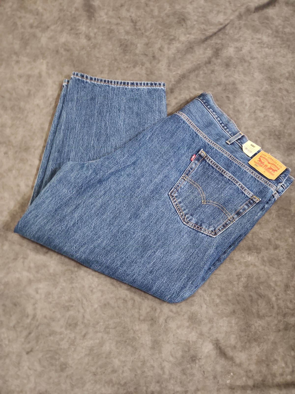 NWT Men 56×28 Levi’s 550 Relaxed Fit Jeans Big & Tall Sizes Blue Denim