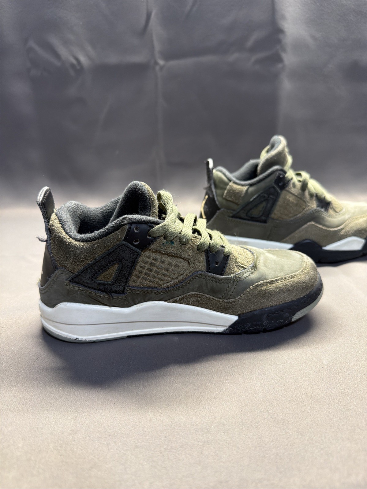 Jordan Air 4 Shoes Kids Size 12C Green Olive Suede Basketball FB9929-200 C4