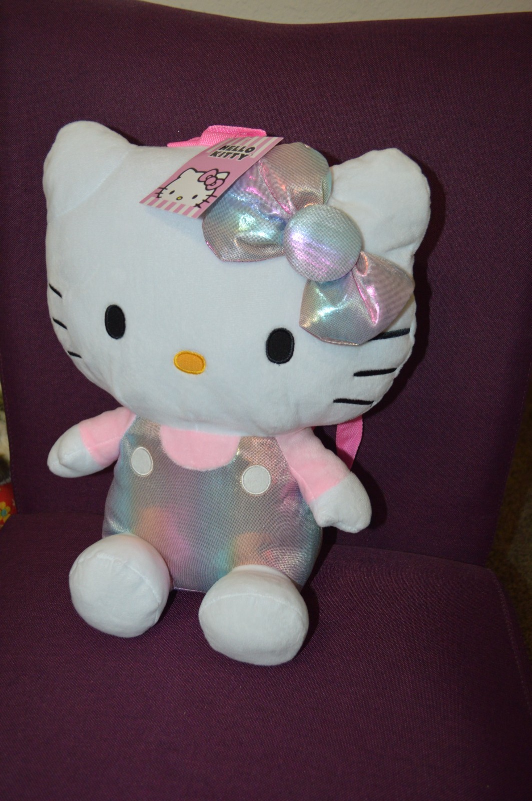 Sanrio Hello Kitty 18 Inches Plush Backpack W/ Shimmery Print New Zipper New R2