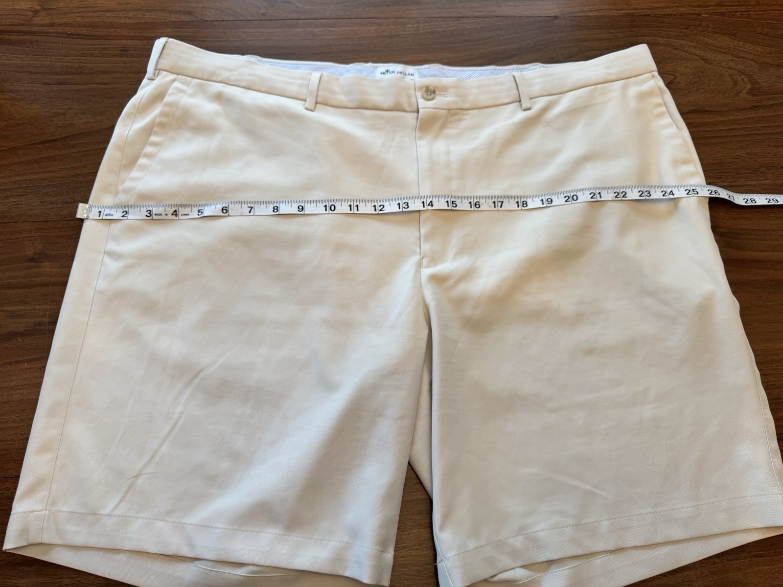 Peter Millar Men’s Beige Cotton Chino Shorts Flat Front Solid Zip Button Logo