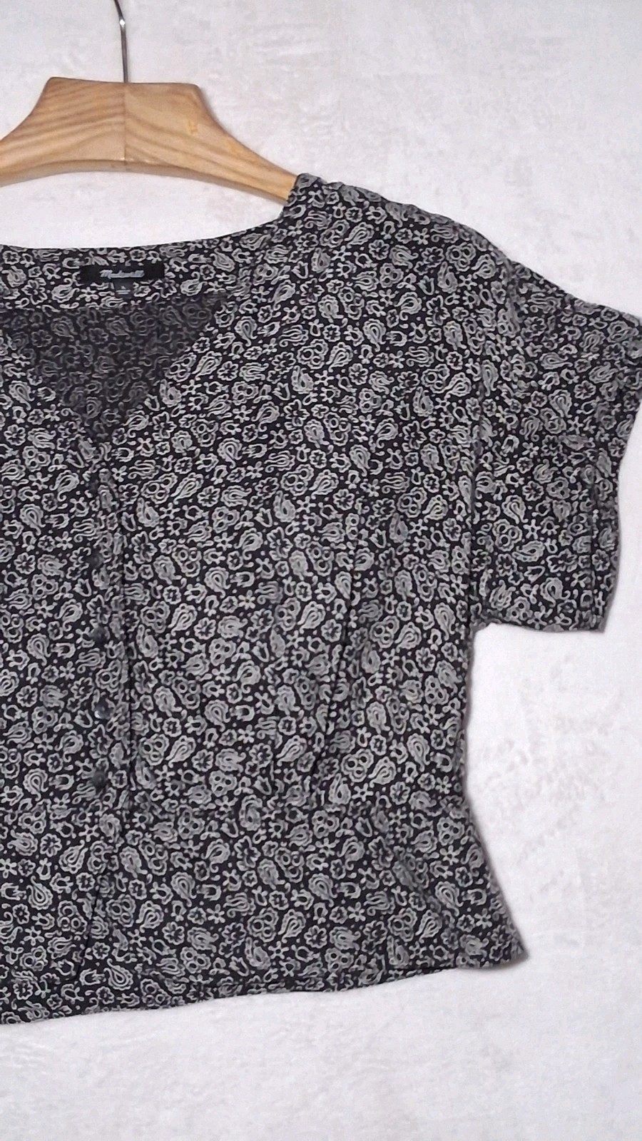 Madewell Women Large Black White Floral Paisley Print Crop Top Short Sleeve SP24