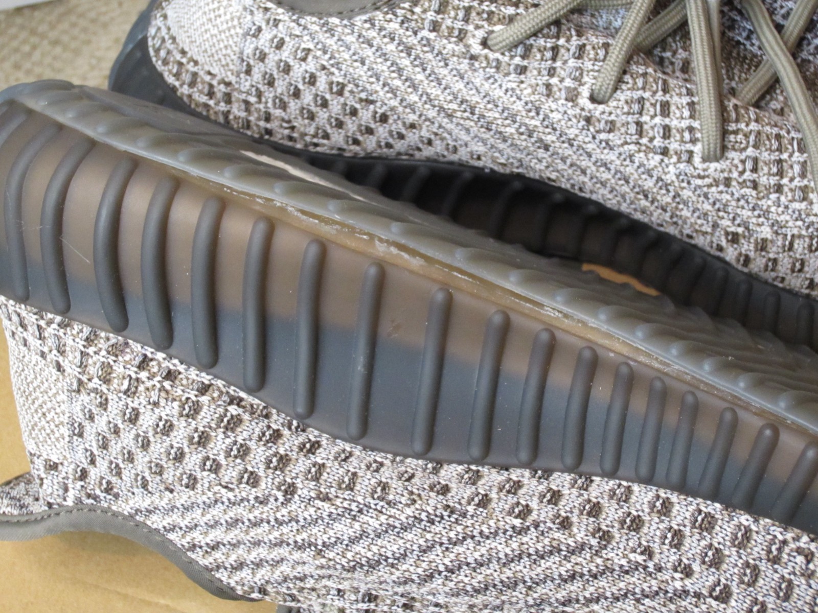 adidas Yeezy Boost 350 V2 Ash Stone Men’s Size 10.5 NEW! GW0089 2021 READ