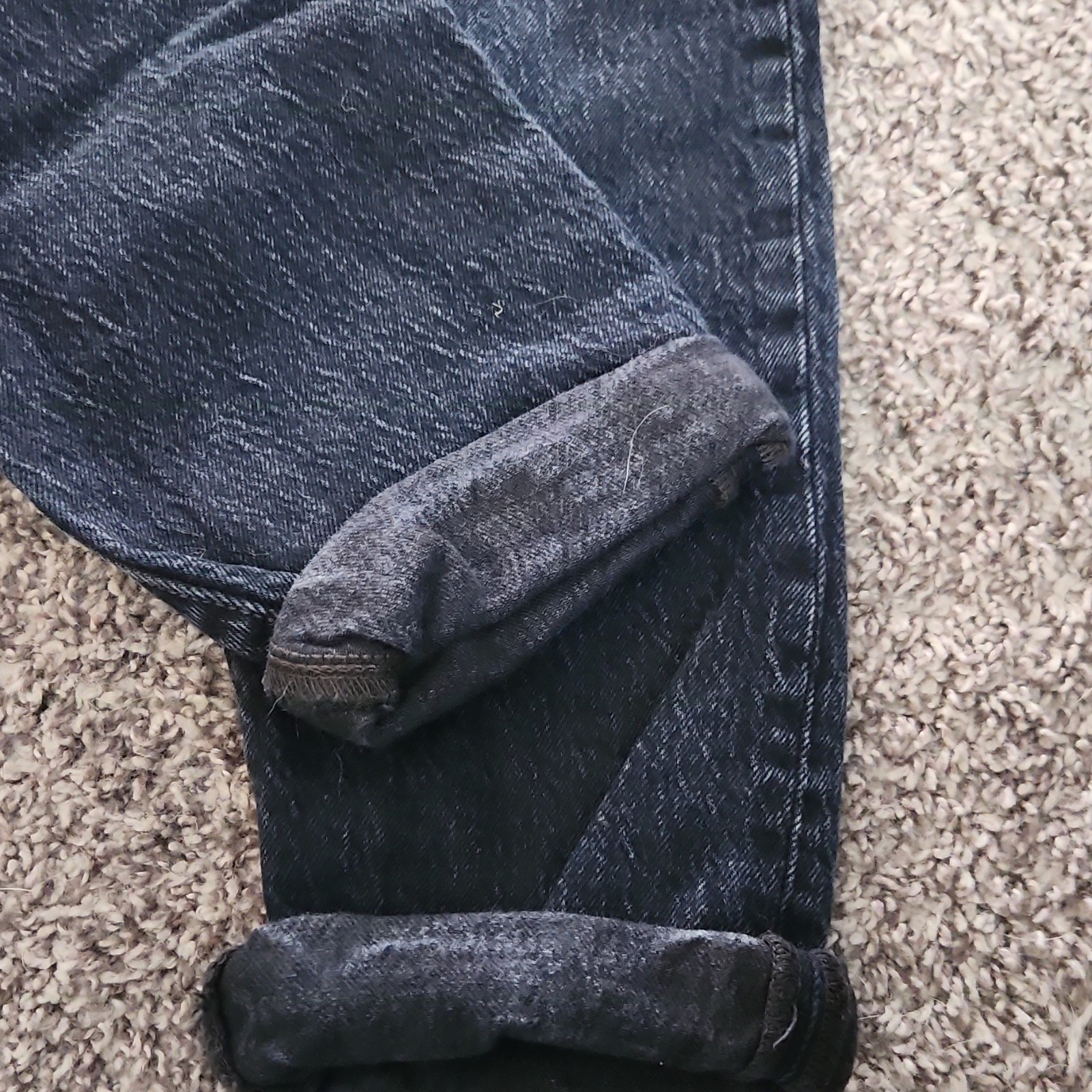 Levi’s Premium Women’s Straight Jeans Black Dark Wash Cuffed 5-Pocket 25