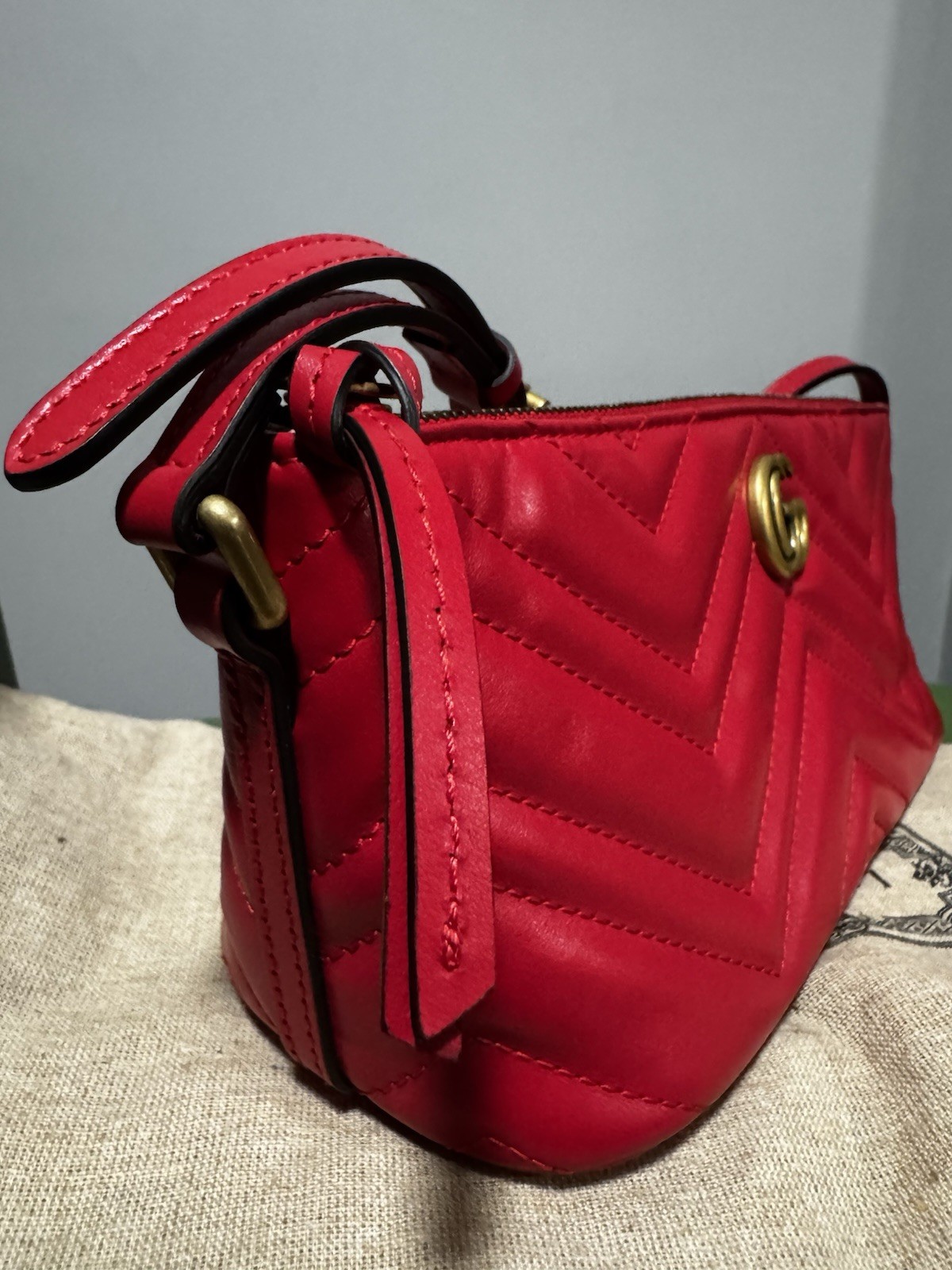 Gucci GG Marmont Matelassé Red Leather Small Shoulder Bag Zip Top Italy