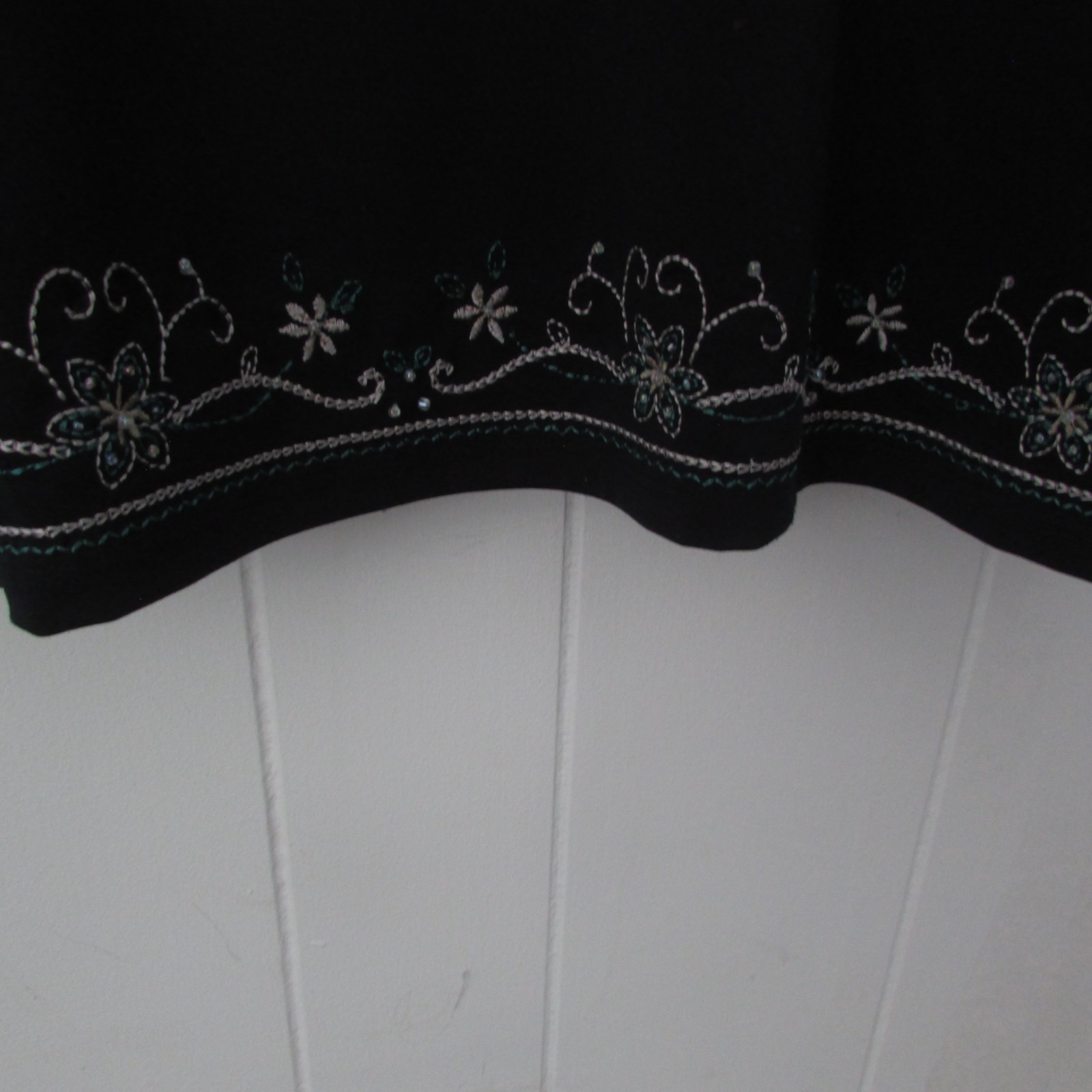 Alfred Dunner Black Embroidered Beaded Sequin 3/4 Sleeve Top L NWOT