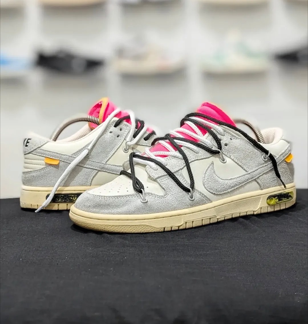 Size 9 – Off-White x Nike Dunk Low Lot 38 of 50
