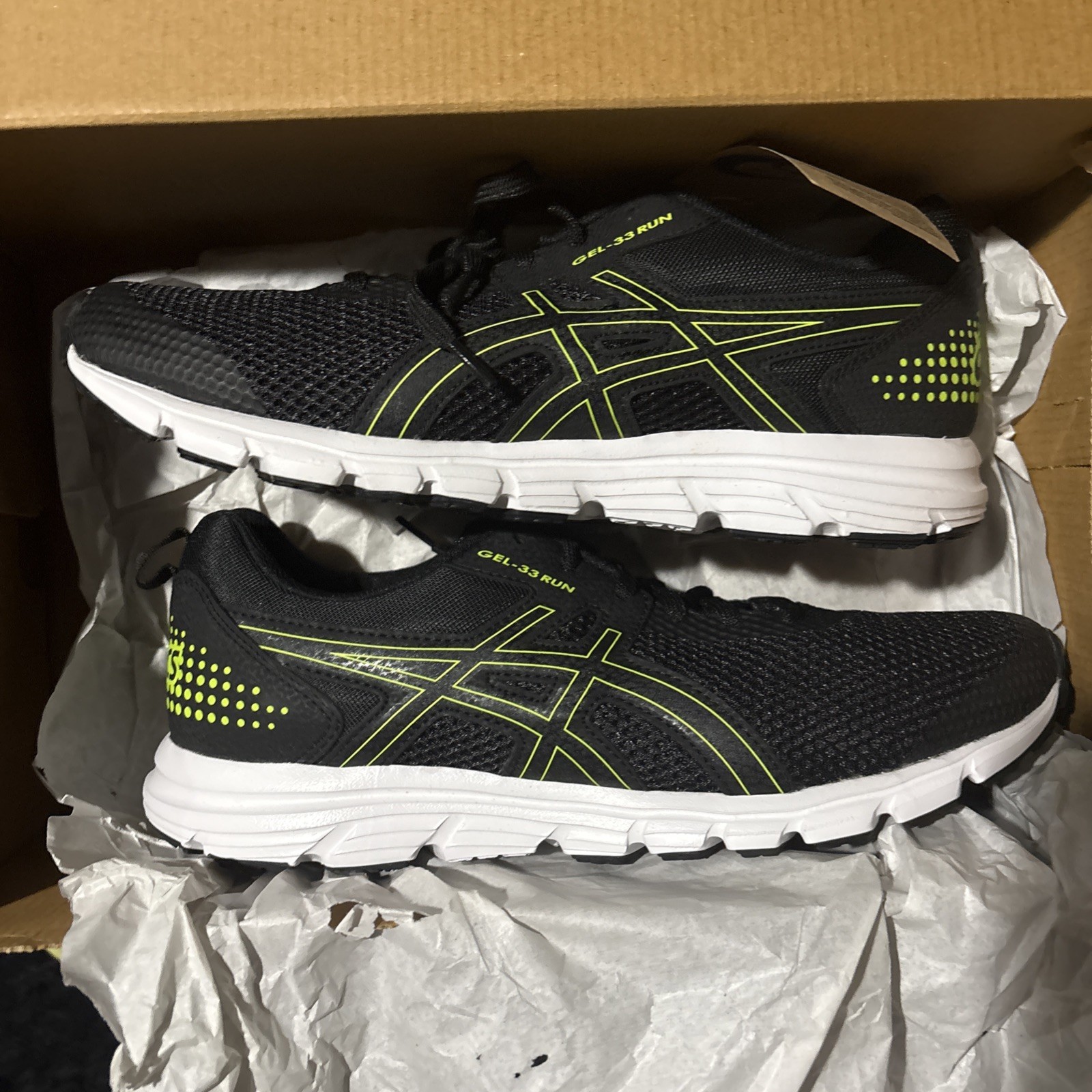 ASICS Gel 33 RUN BLACK/Hazard Green