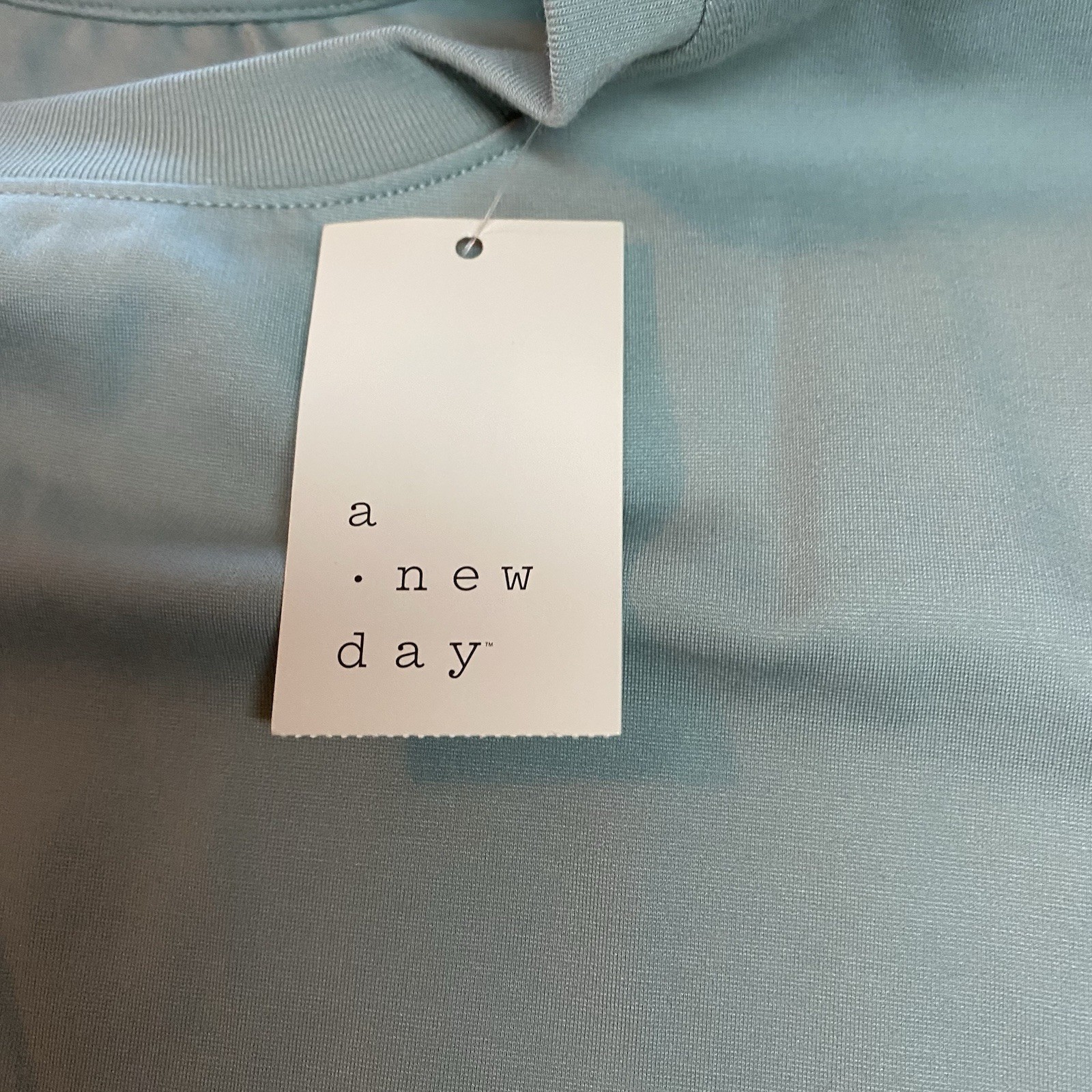 NWT Women’s Light Blue Structured Top Size Large Modern Minimalist