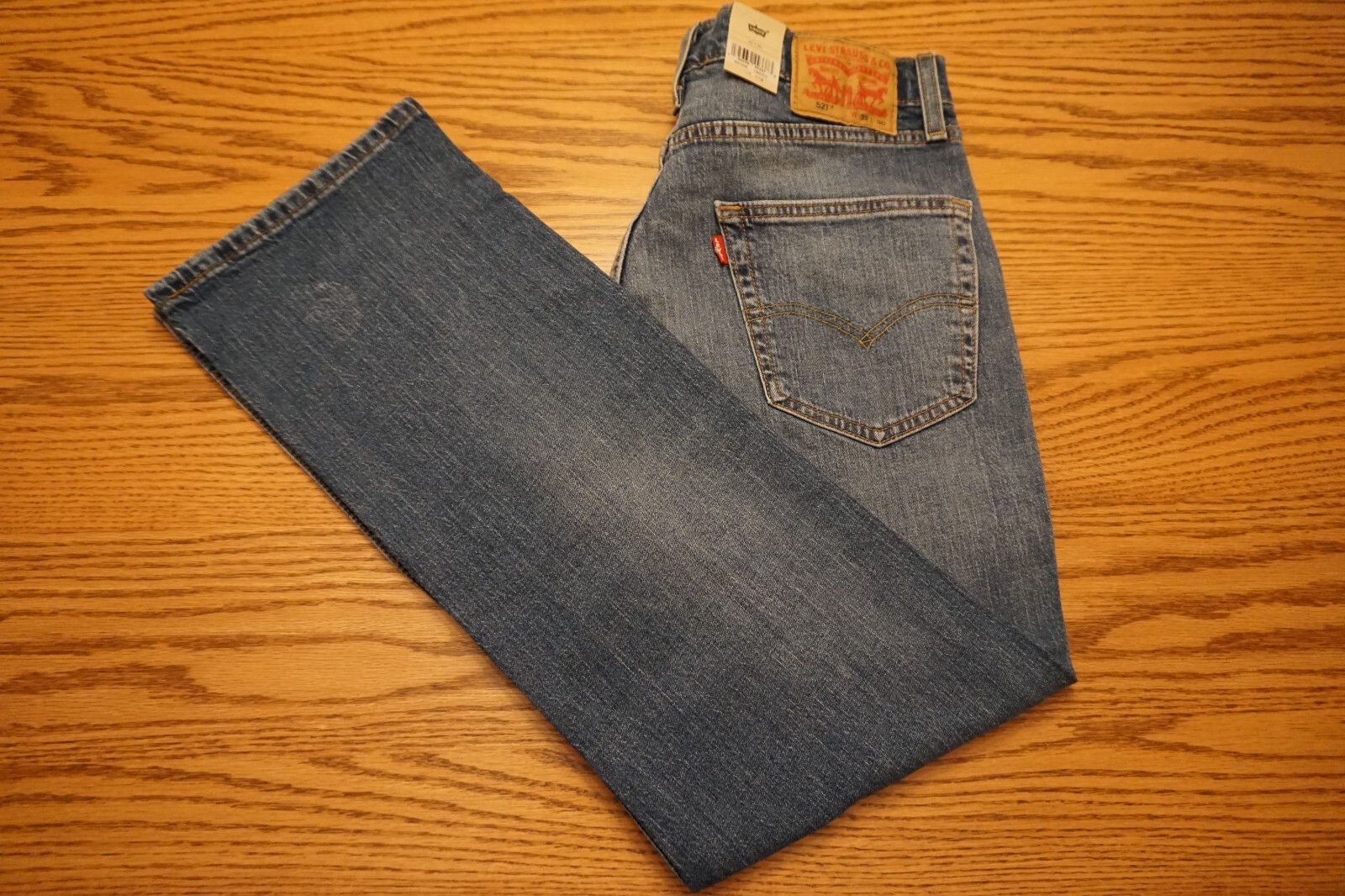 NWT MEN’S LEVI JEANS 527 Multiple Sizes Slim Boot Cut Below Waist Eco Ease $69