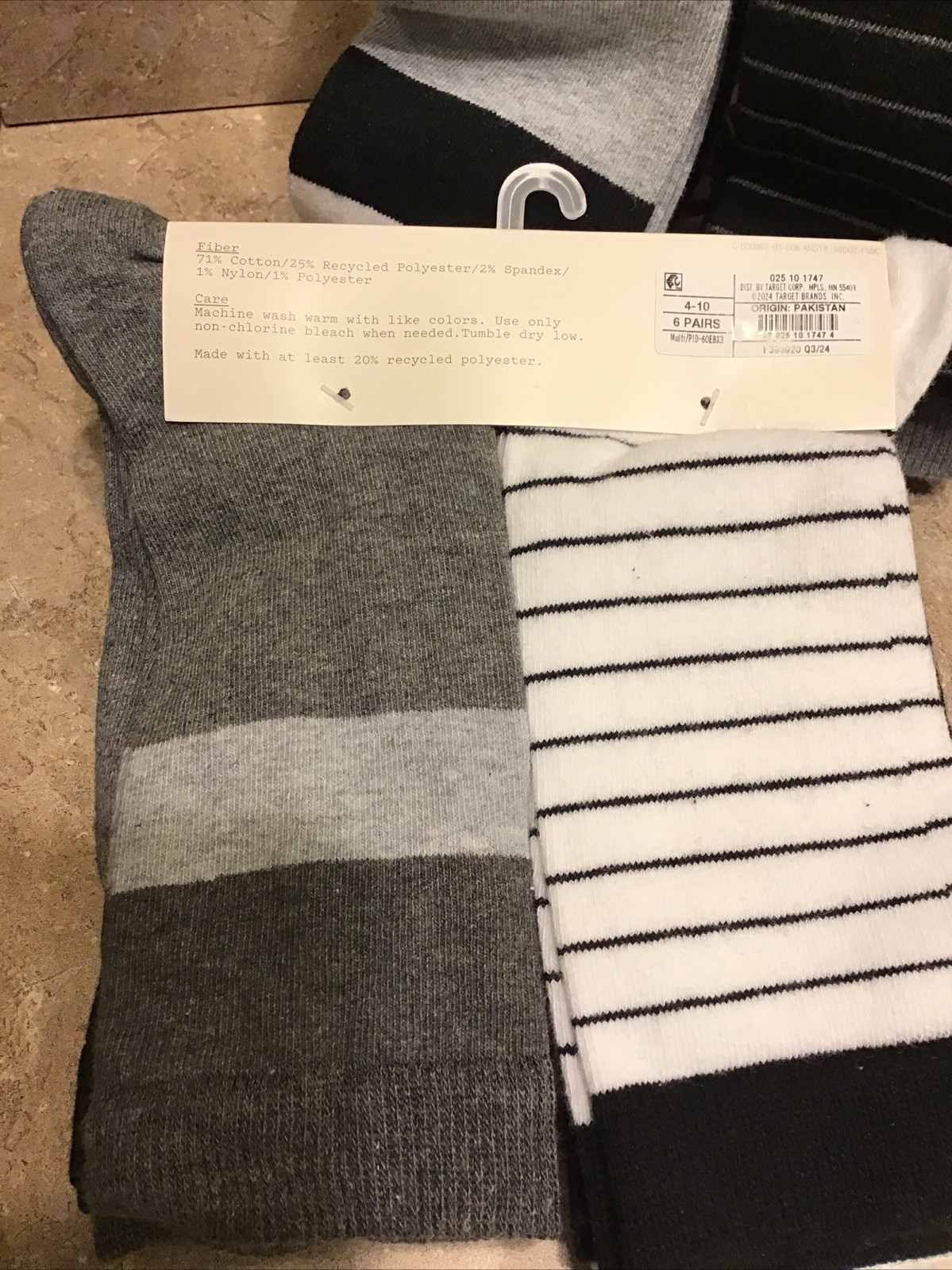 A New Day 2 Pkg. 6 Ea. / Cotton Blend Crew Socks Solid & Patterned Size 4-10