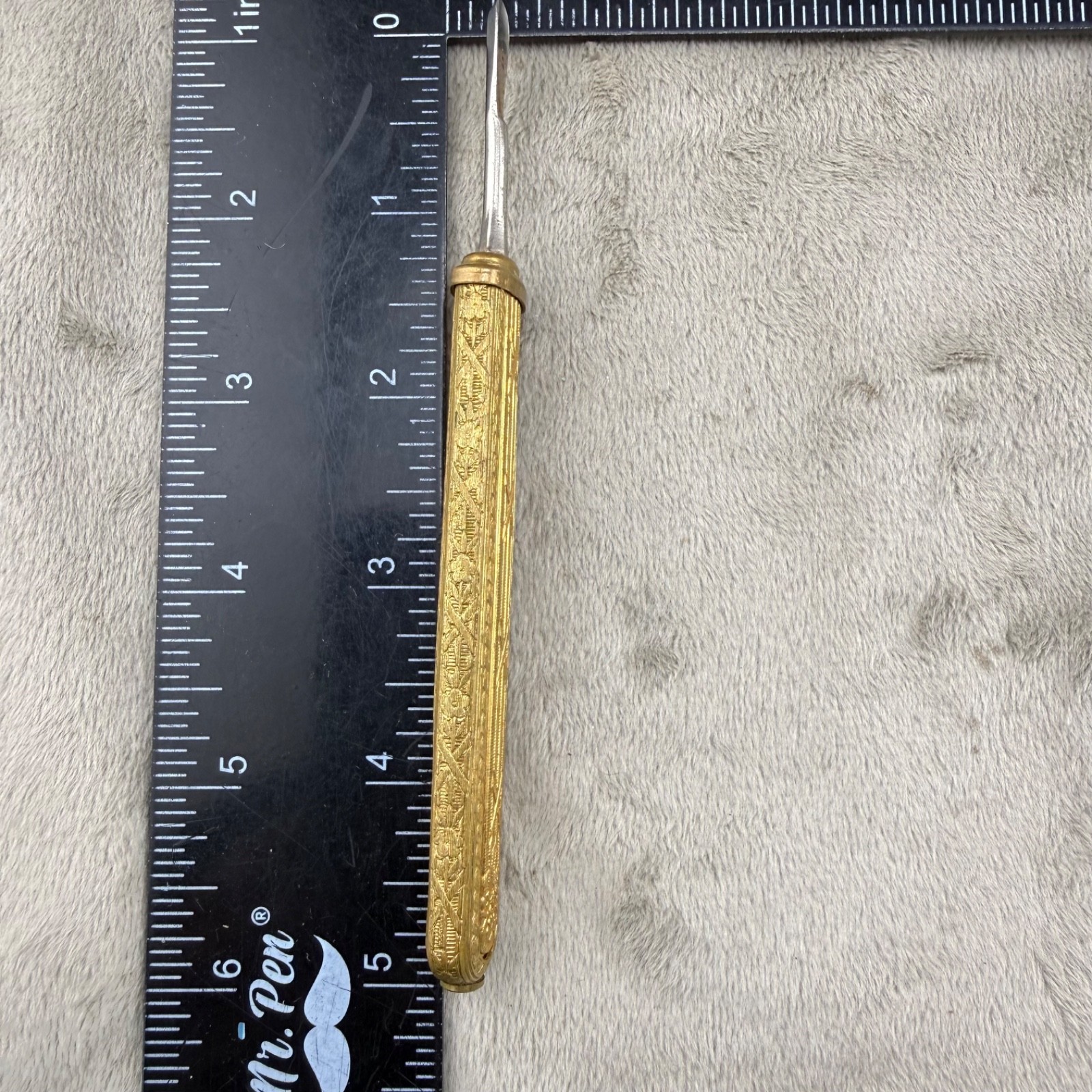 Vintage Vanity Item Gold Tone