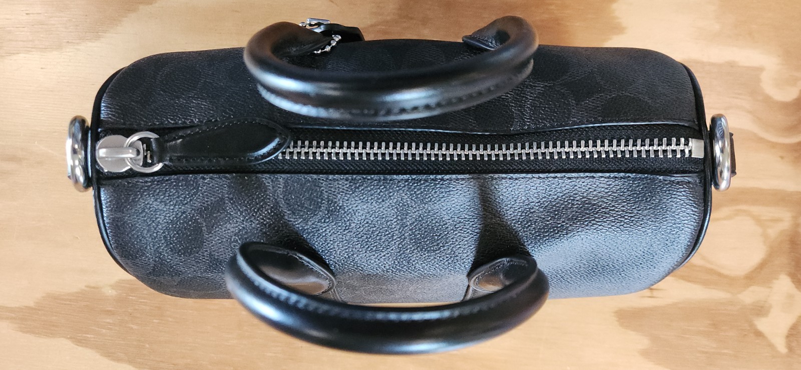 Coach Compass 25
