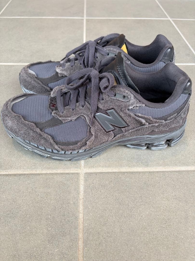 Men 9.0US New Balance M2002Rdb Phantom