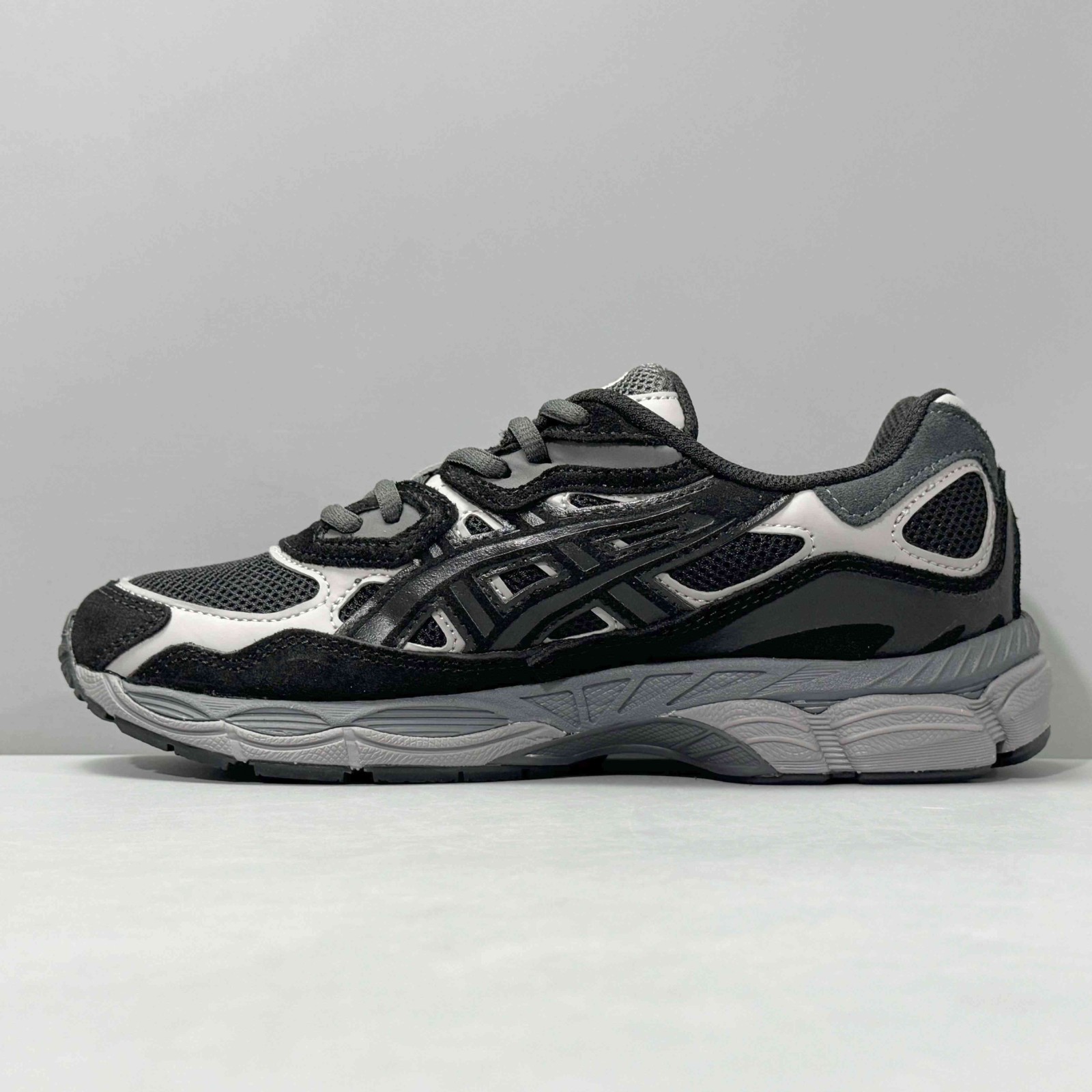 NEW ASICS Gel-NYC Graphite Grey Black Men’s Size Shoes（1201A789-020）