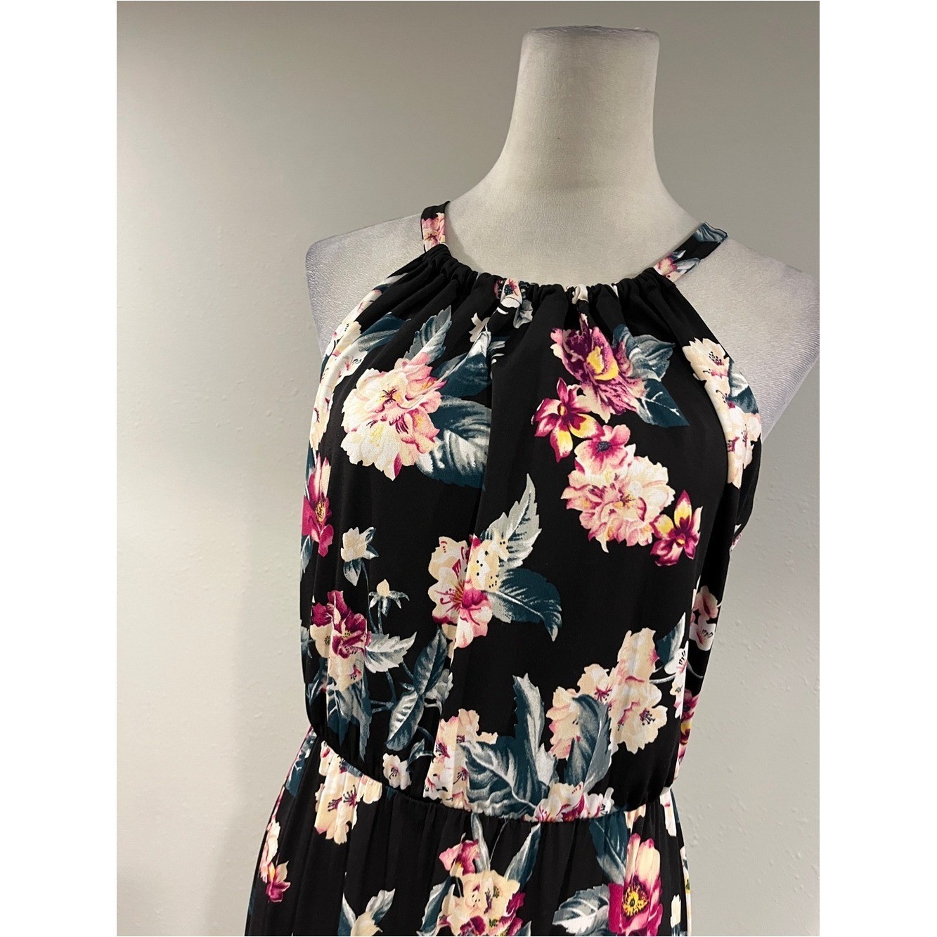 Sleeveless Floral Halter Maxi Dress in Black and Pink