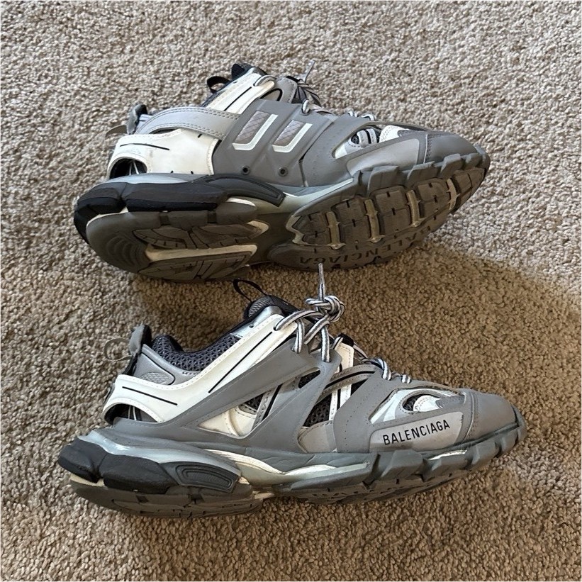 Balenciaga Men’s Track Low Top Lace-Up Athletic Sneakers Gray White Black Rubber