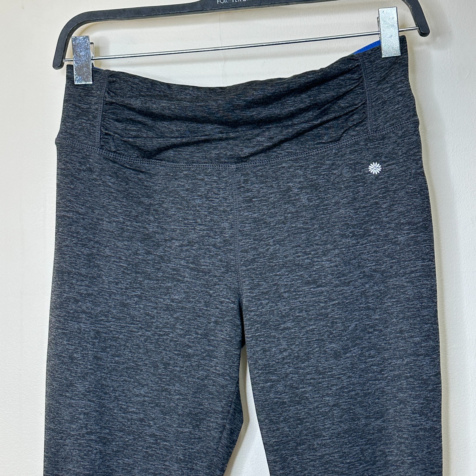 Tangerine Charcoal Gray Yoga Ruched Zip Zipper Capri Leggings Pants Women’s L