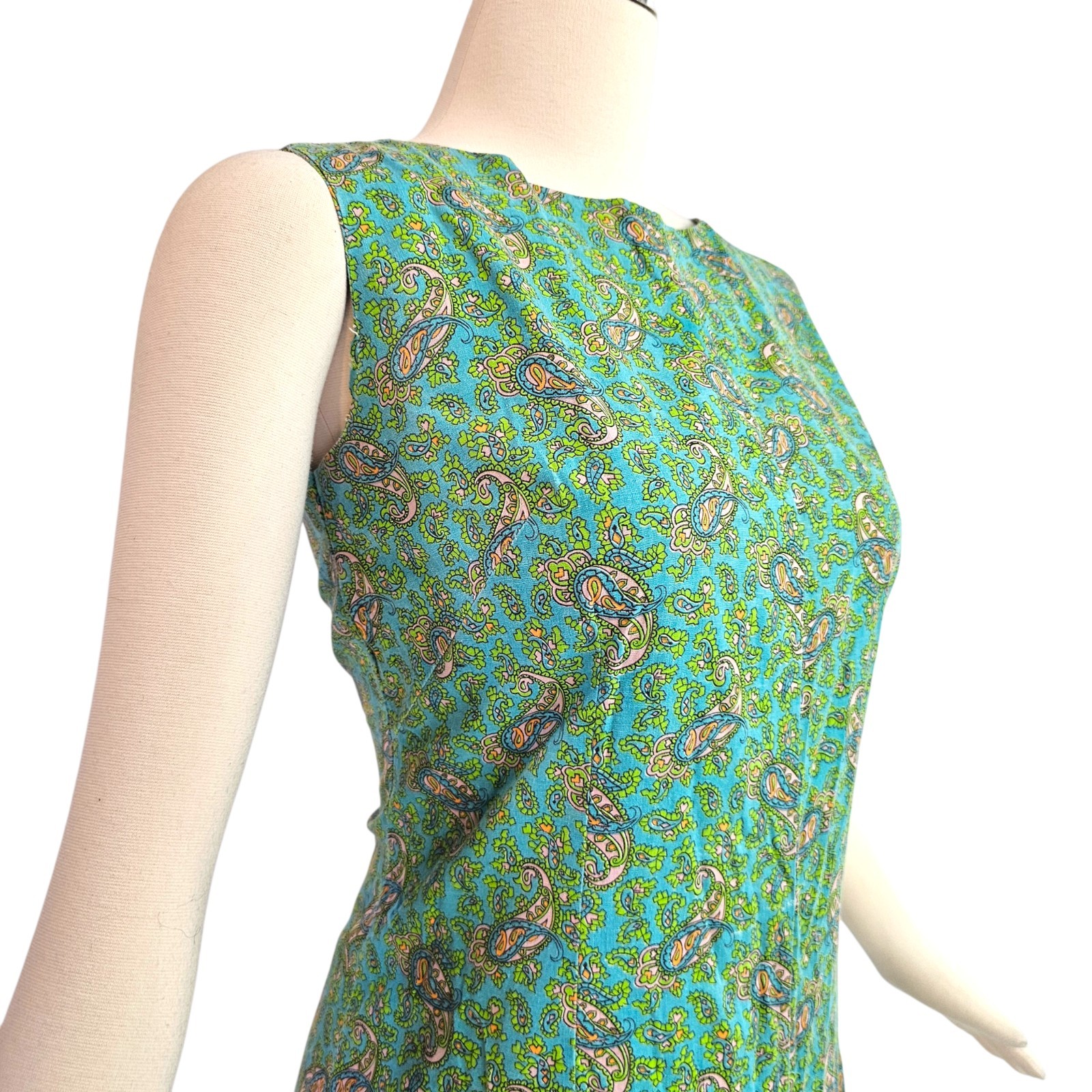 Vintage 1960’s Dress Housedress Shift Blue Green Pink Paisley Sleeveless Retro
