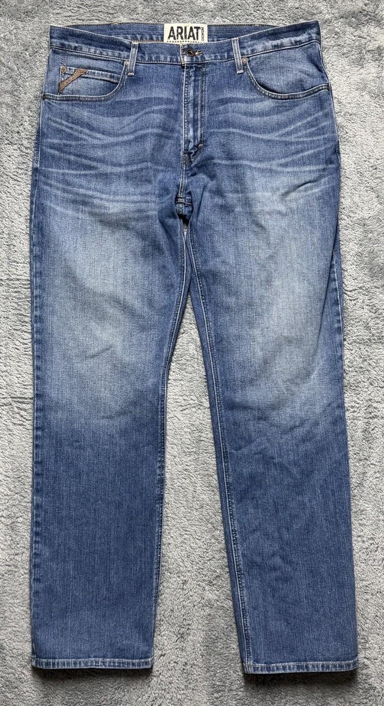 Ariat Jeans Mens 38×36 Blue Denim M2 Relaxed Boot Cut Western Workwear Stretch