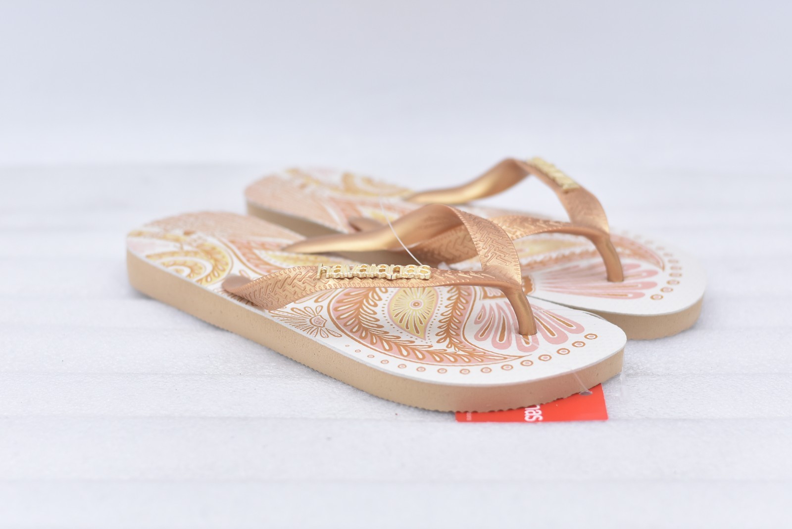 Womens Havaianas Farm Flip-Flop Sandals – Golden Papillon Size 6 (EU 37-38)