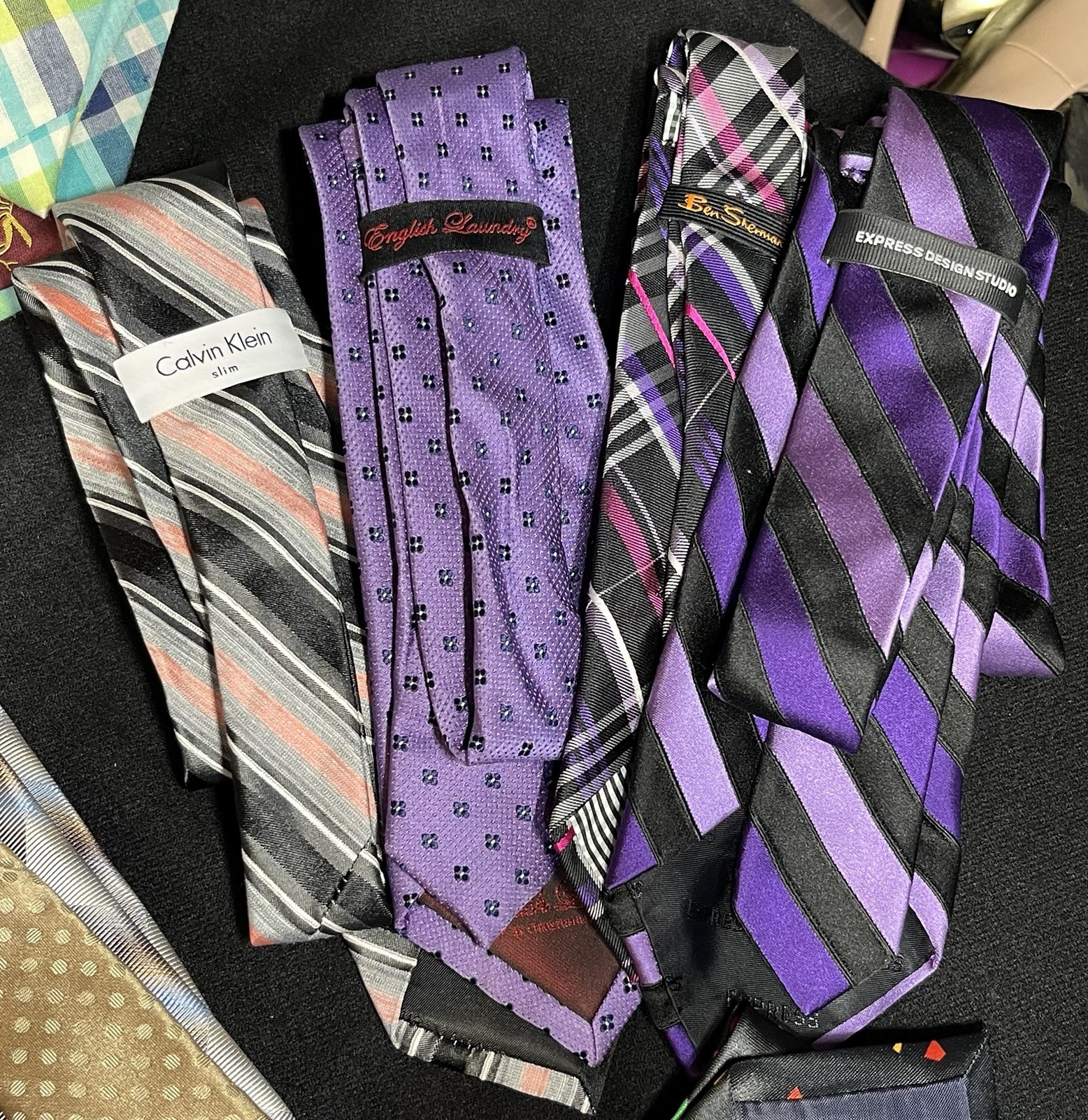 Lot of 22 Men’s Neckties Assorted Plaid Striped Geometric Holiday Dress Ties