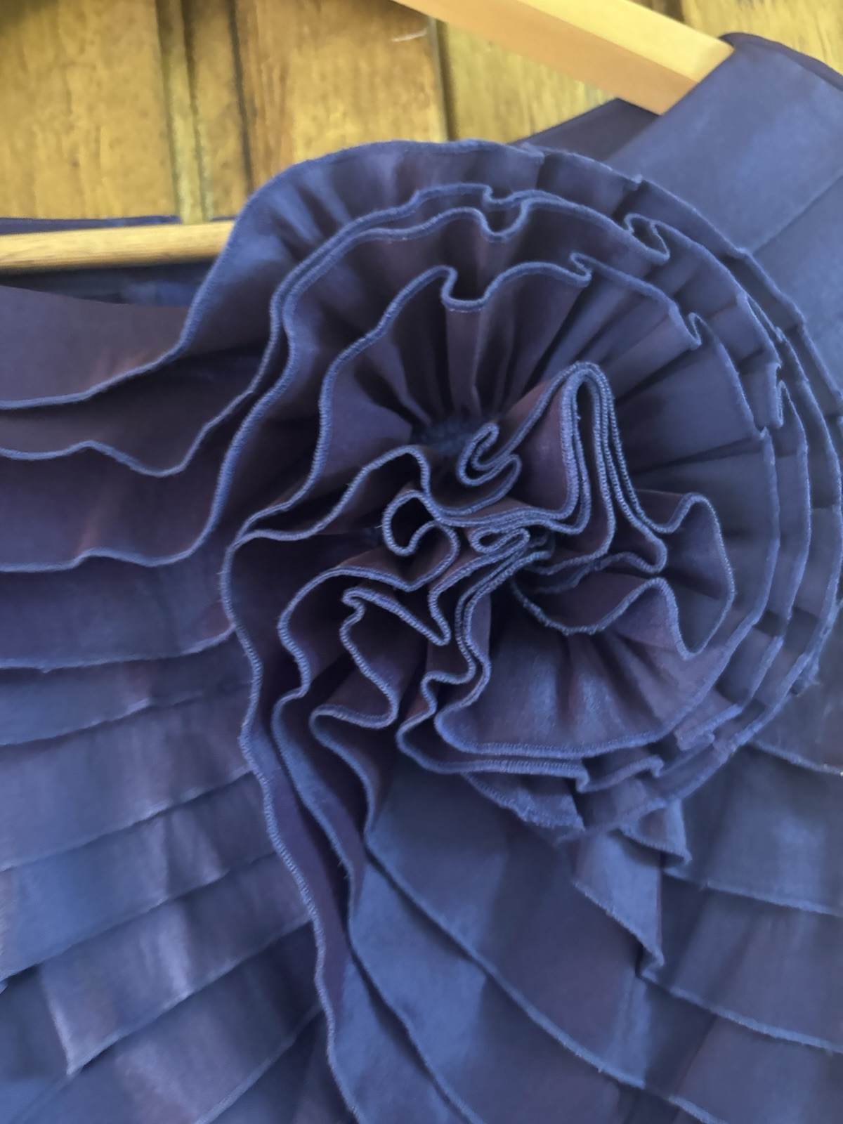 Tadashi Shoji Purple Indigo Off Shoulder Rosette Evening Gown Dress Women’s S 2