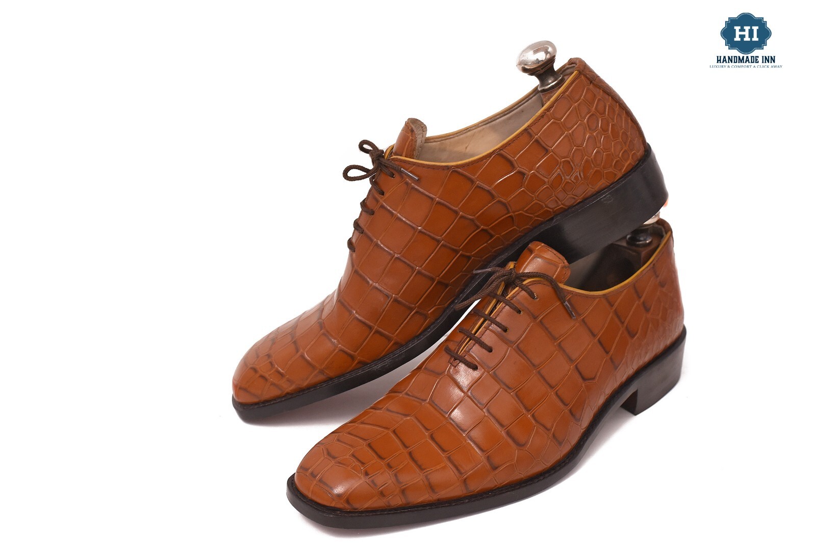 Elevate Your Style with Exquisite Crocodile Texture Leather Shoes | Shop Now