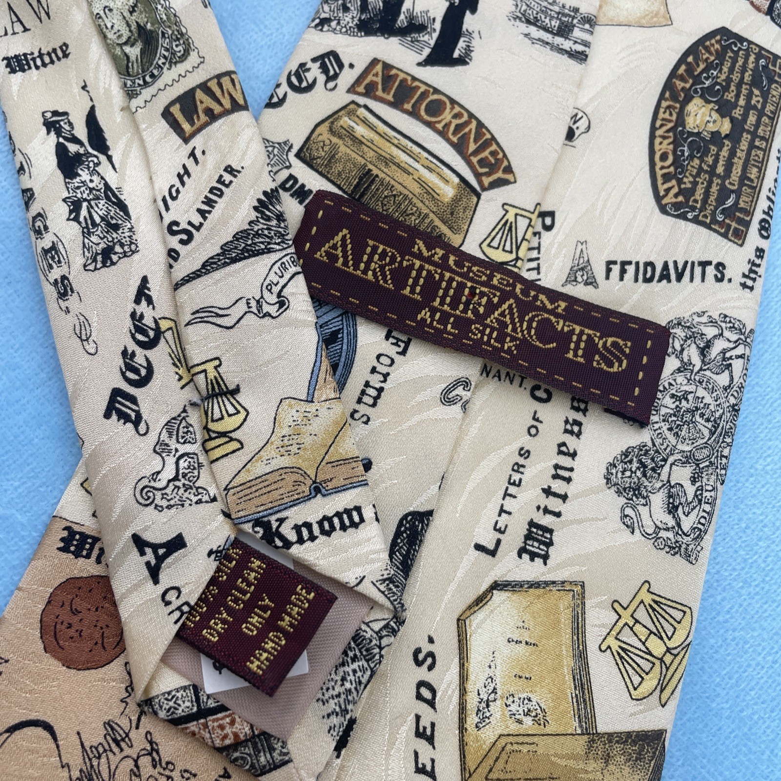 Museum Artifacts Hand Made Silk Tie Business Law Judge Artifact History 4″ 57″