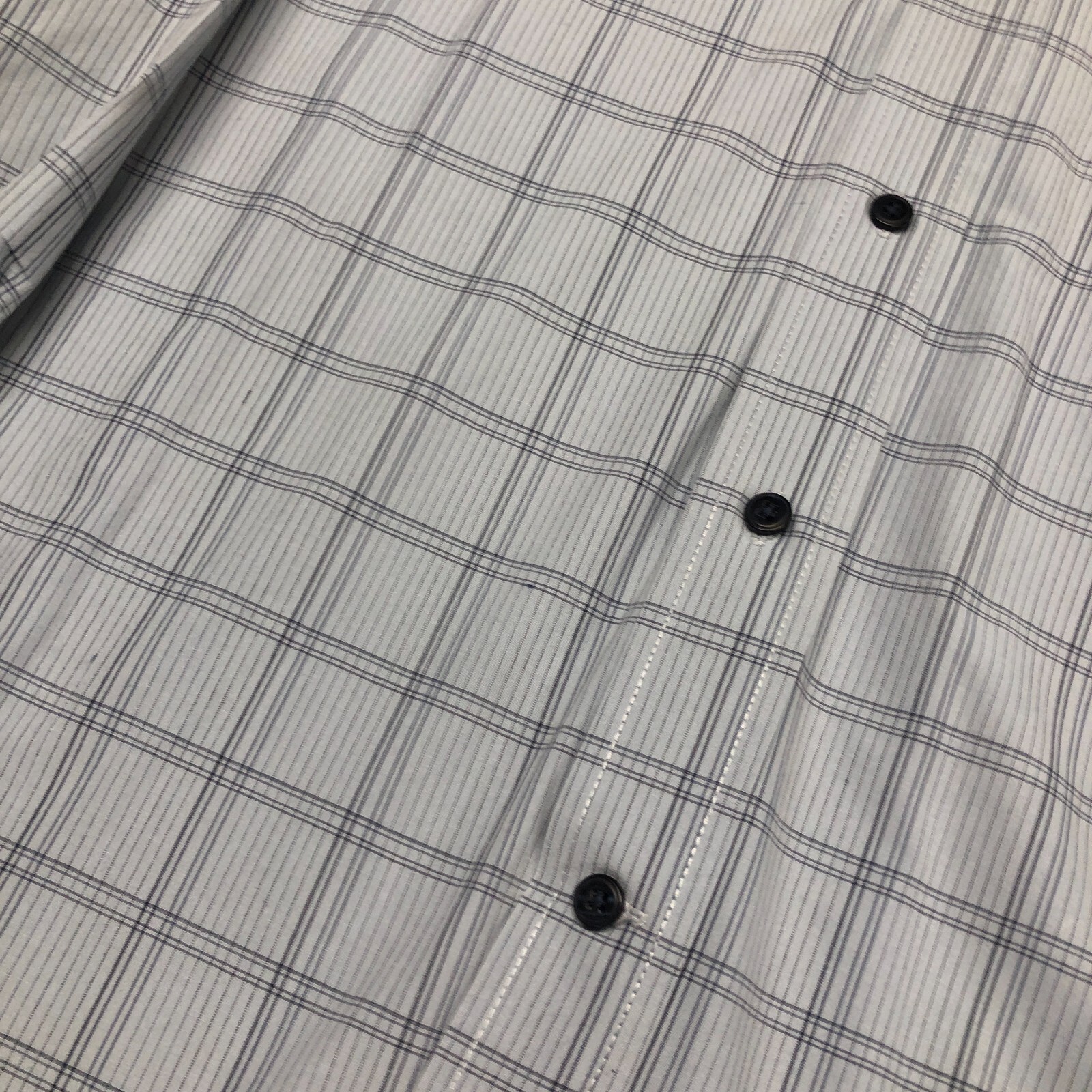 VTG OLD NAVY Gray Black Plaid Dress Shirt Medium long sleeve Button Up Collared