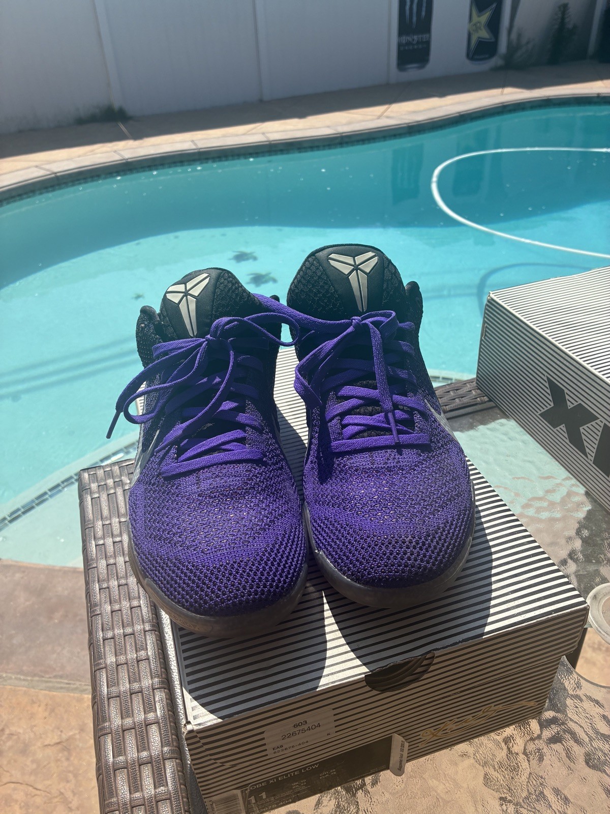 KOBE XI ELITE LOW Eulogy Hyper Grape