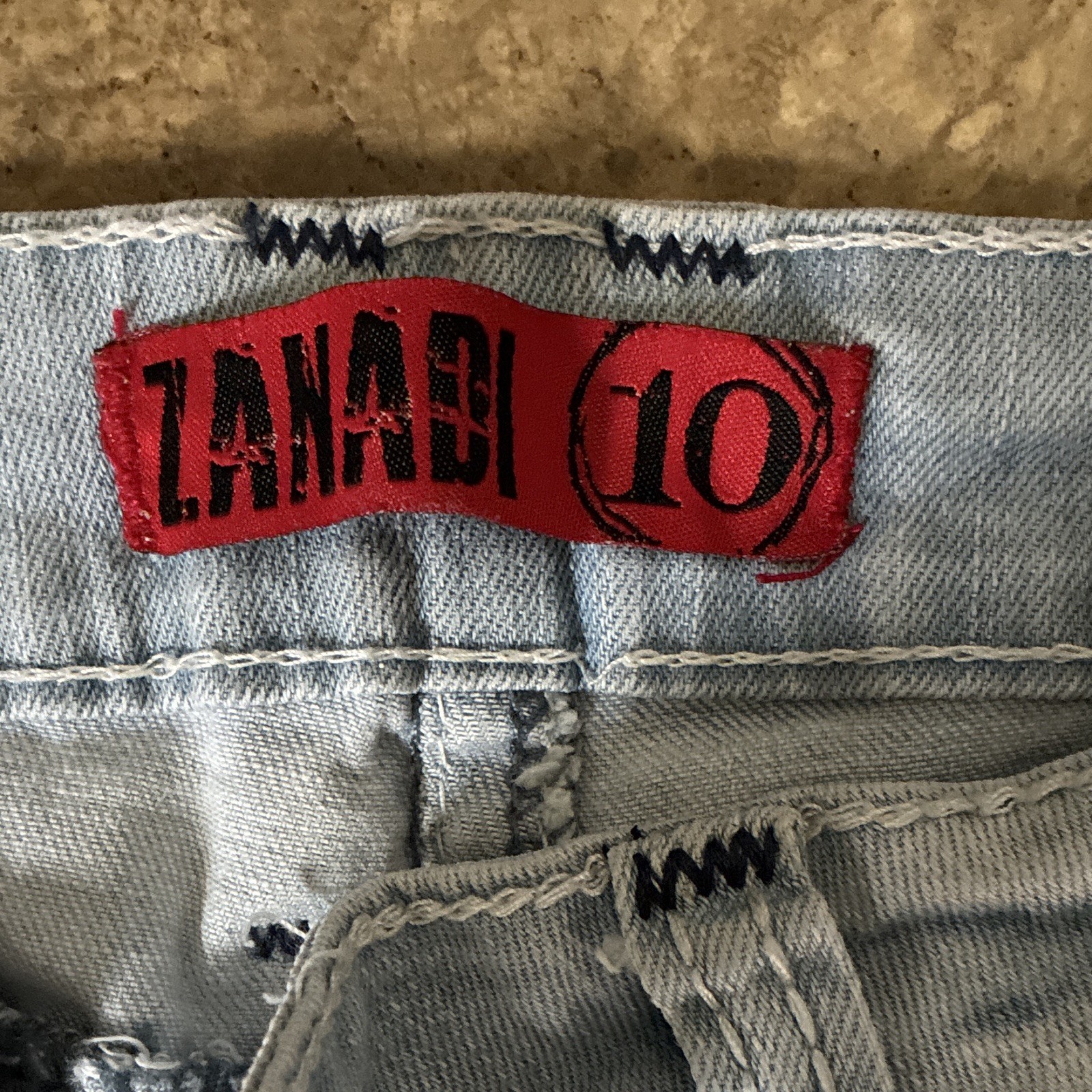Zanadi Jeans Women’s Size 10 Back Pocket Flap Distress Washed