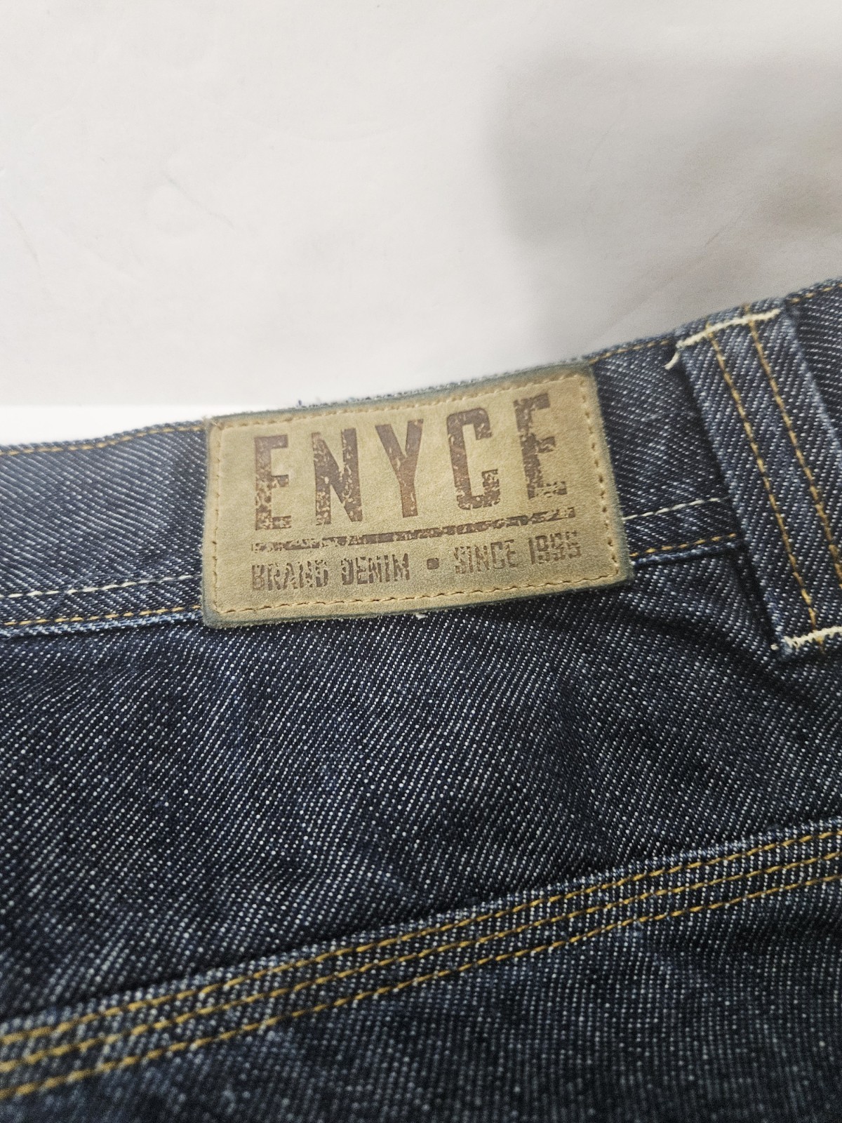 Enyce Dark Wash Leather Cotton Denim Jeans Logo Patch Men’s Size 42 Short Leg