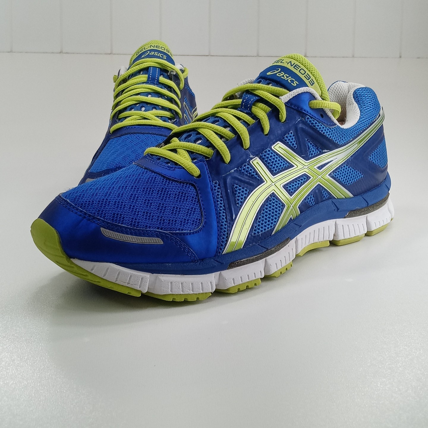 Asics Gel-Neo33 Men’s Running Shoes Blue Lime Green T222N Sneakers Size 10