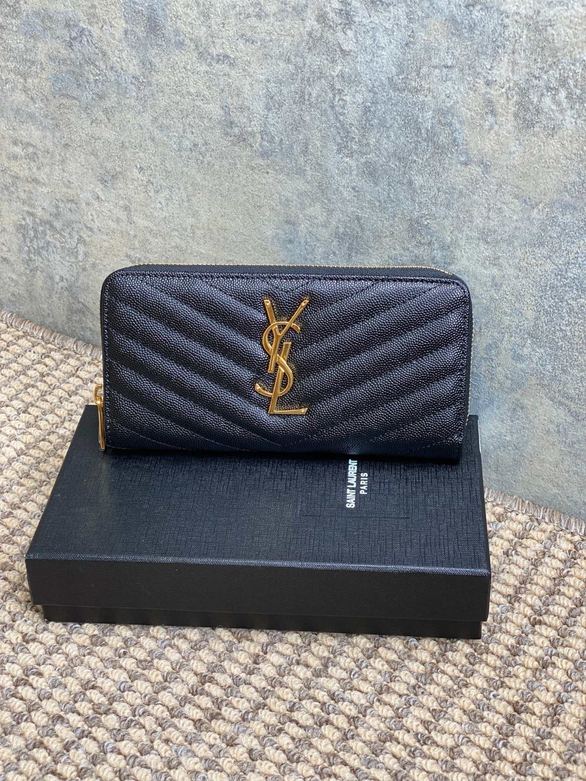 Saint Laurent Cassandre Matelassé Zip Around Long Wallet | 19cm × 9.5cm × 2.5cm