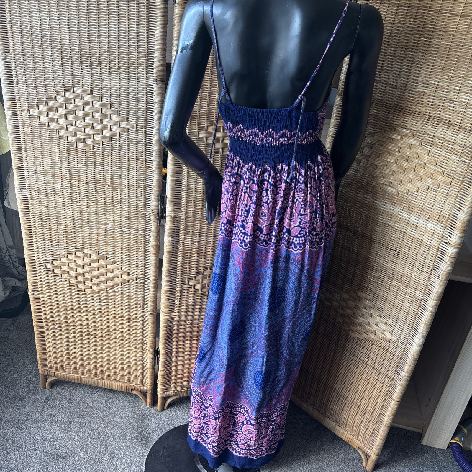 Made In Thailand spaghetti strap low neck rayon maxi dress Size S