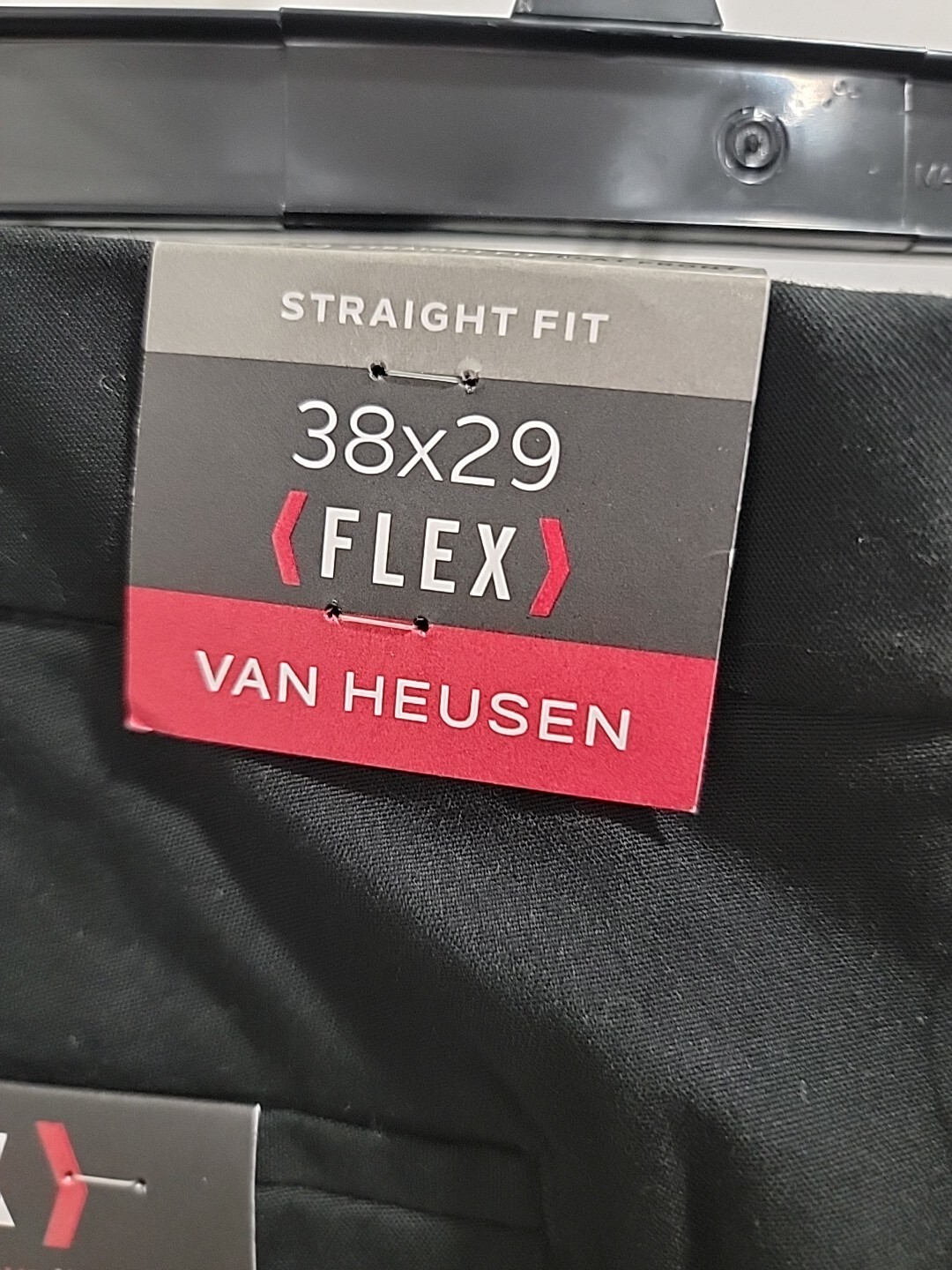 NWT Van Heusen Men’s Flex Straight Leg Black Pants Waist 30 32 34 36 38 40