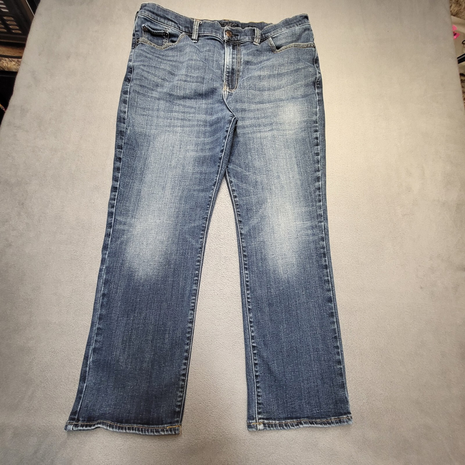 Lucky Brand Jeans Mens Size 38×27 Blue Athletic Straight Leg Distressed Denim