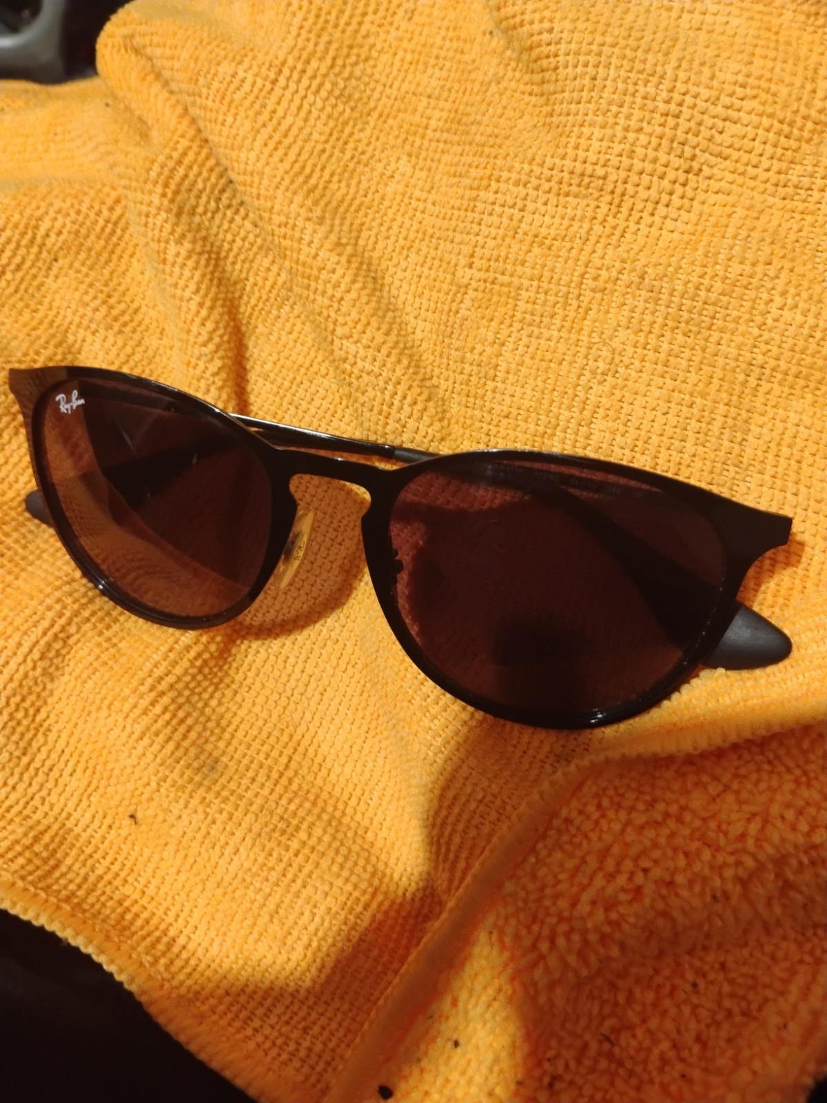 Ray Ban ERIKA Black METAL Frame Gradient Grey Sunglasses RB3539 – Read