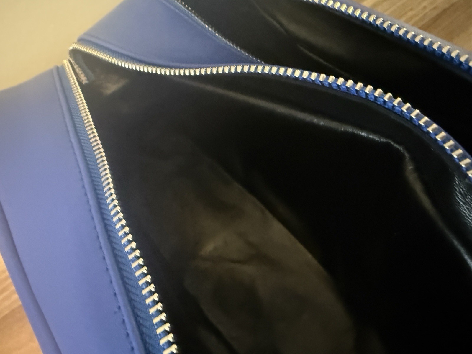 Larusmiani Milano Wash Bag Kaiser – Blue – Toiletry Bag – Made in Italy