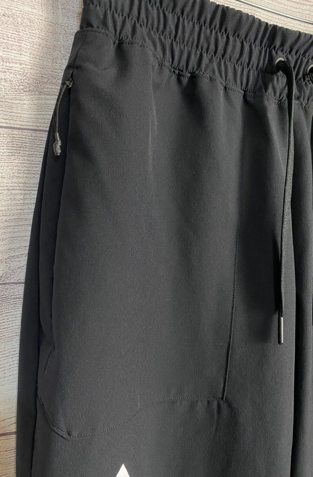 Adidas Unisex Size Medium Rare Sample Tag Stretch Active Workout Jogger Pants