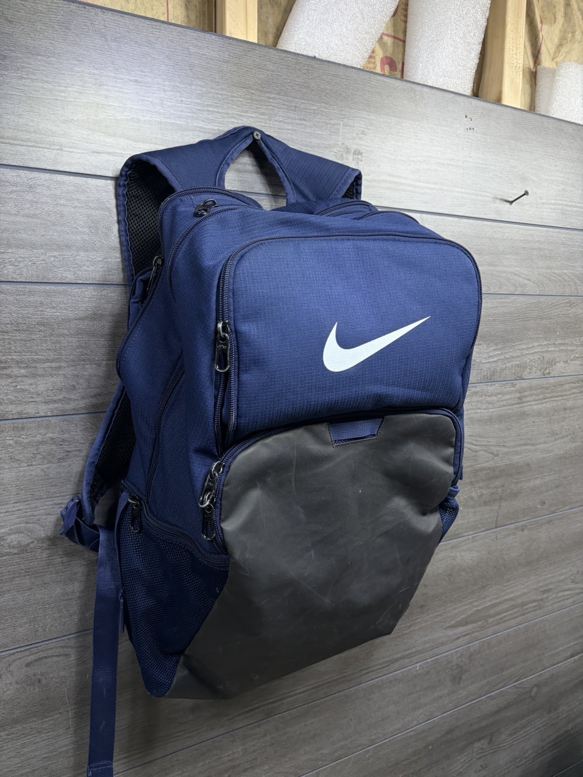 Nike Brasilia XL 9.5 Laptop Backpack Navy Black Book Bag Adult Extra Large
