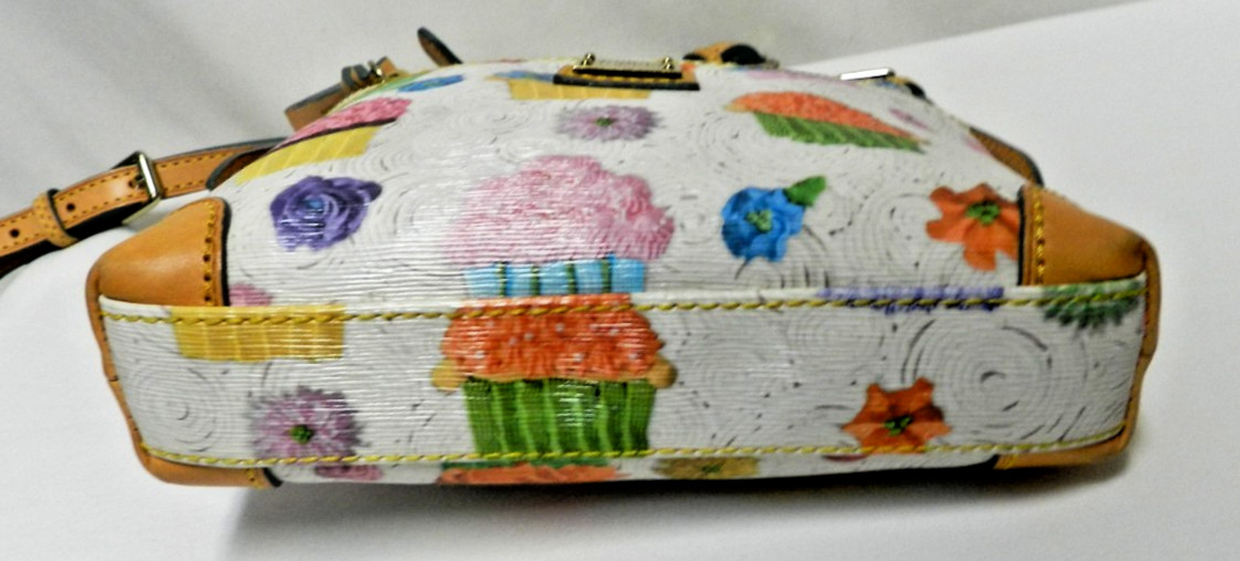 Dooney & Bourke Canvas w/ Leather Cupcake Crossbody bag purse zip top front pkt